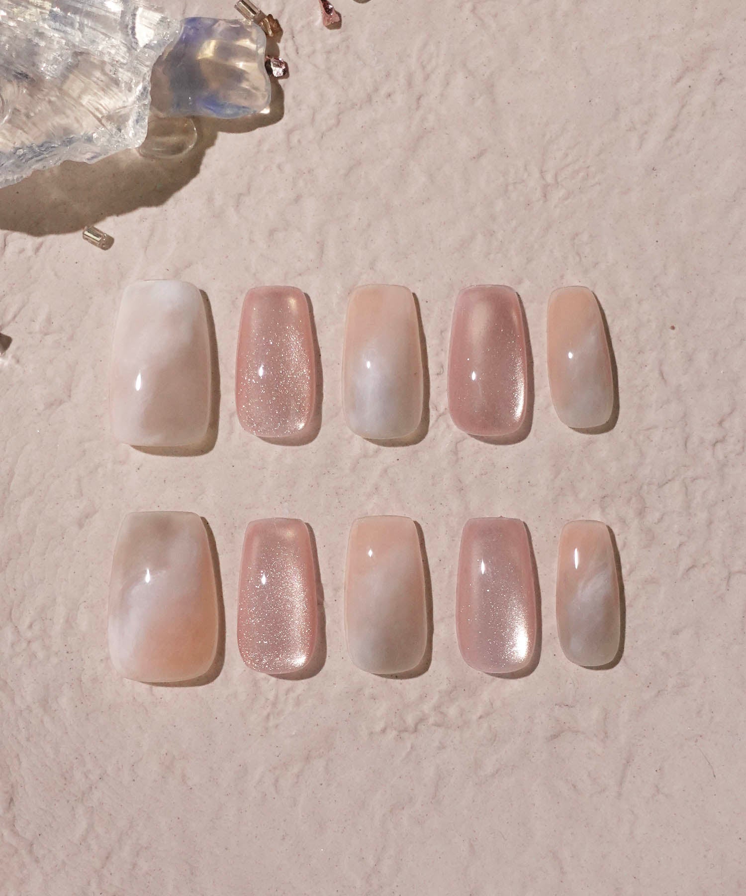 【当日発送】水光ネイルピンクアイボリーマグネットニュアンスタイダイスクエアネイルチップ