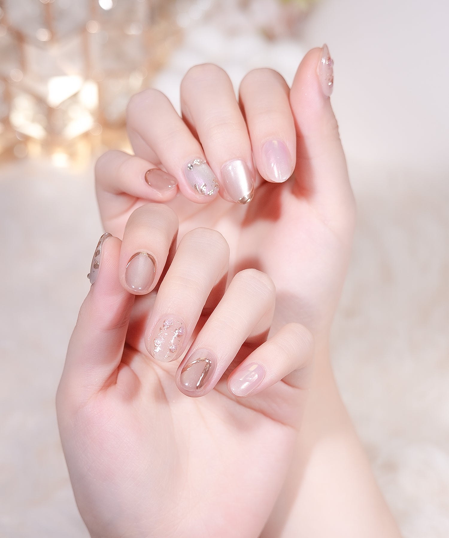 【当日発送】水光ネイルパープルマグネットアイボリーニュアンスフラワーゴールドミラーラインストーンオーバルネイルチップ