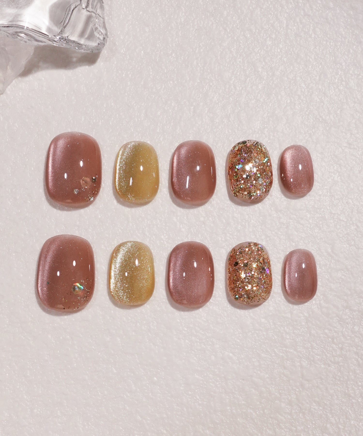 【当日発送】水光ネイルピンクゴールドマグネットグリッターホログラムショートラウンドネイルチップ