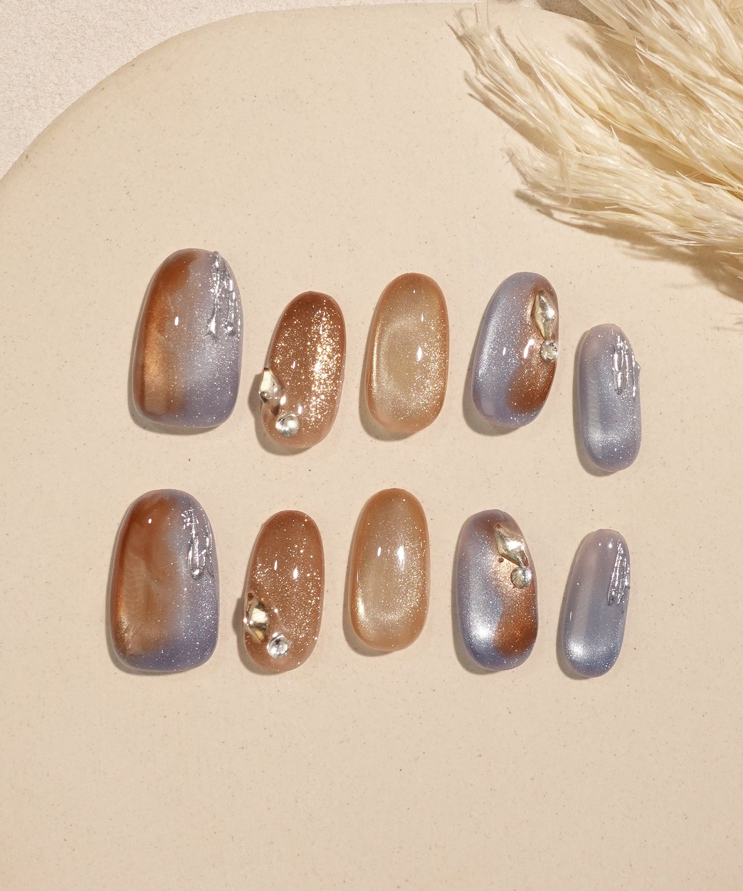 【COMING SOON】水光ネイルスモーキーカラーグラデーションマグネットストーンオーバルネイルチップ