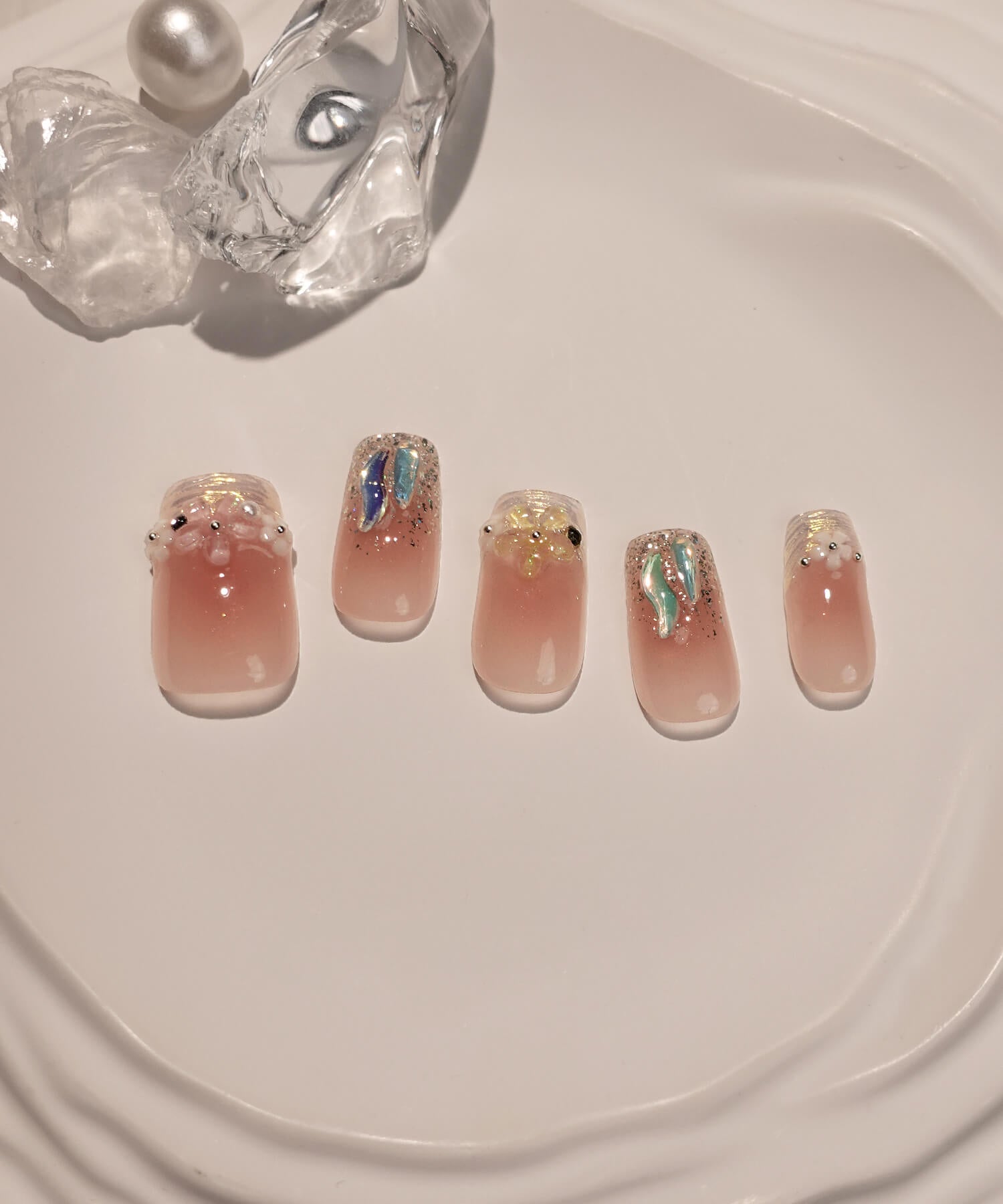 【一部当日発送】水光ネイルピンクチークフラワー偏光ストーンラメオーロラフレンチスクエアネイルチップ