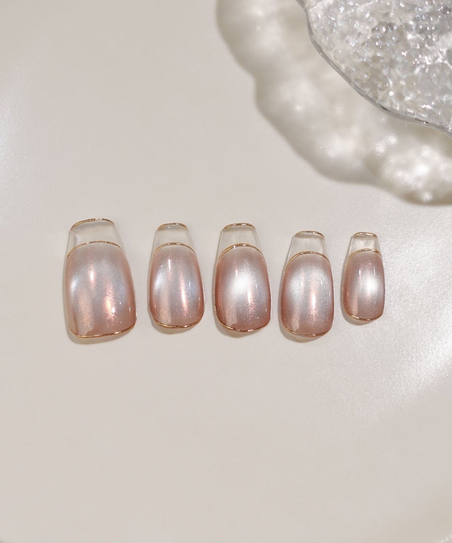 水光ネイルピンクマグネットゴールドミラーラインクリアフレンチバレリーナネイルチップ