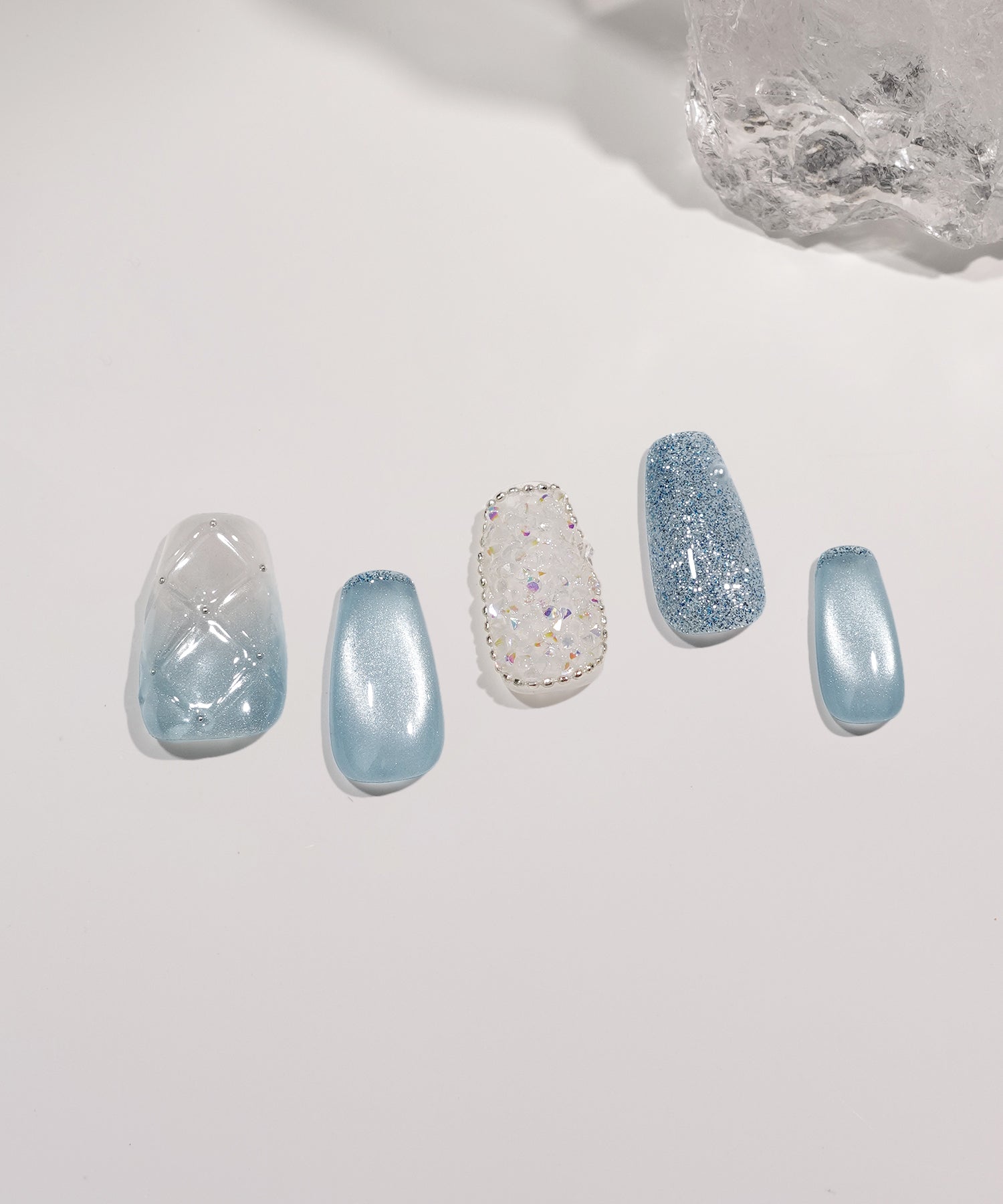 【COMING SOON】水光ネイルブルーマグネットキルティングピクシーラメバレリーナネイルチップ
