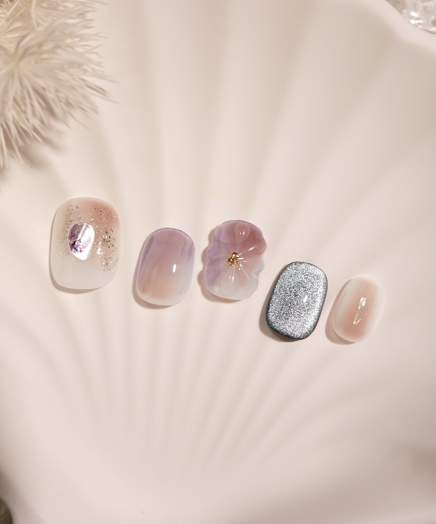 【当日発送】水光ネイルパープルニュアンスフラワーマグネットホイルシェルショートラウンドネイルチップ