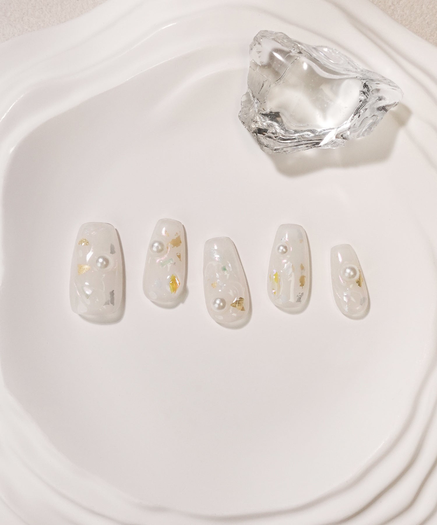 【当日発送】水光ネイルシアーホワイトベースホログラムパールバレリーナネイルチップ