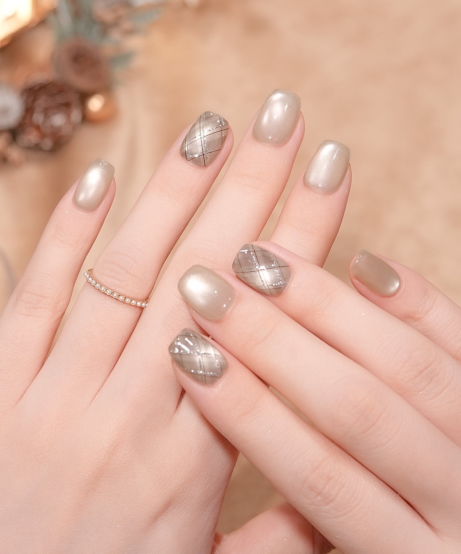 【当日発送】水光ネイルベージュマグネットグレーアーガイルショートスクエアネイルチップ