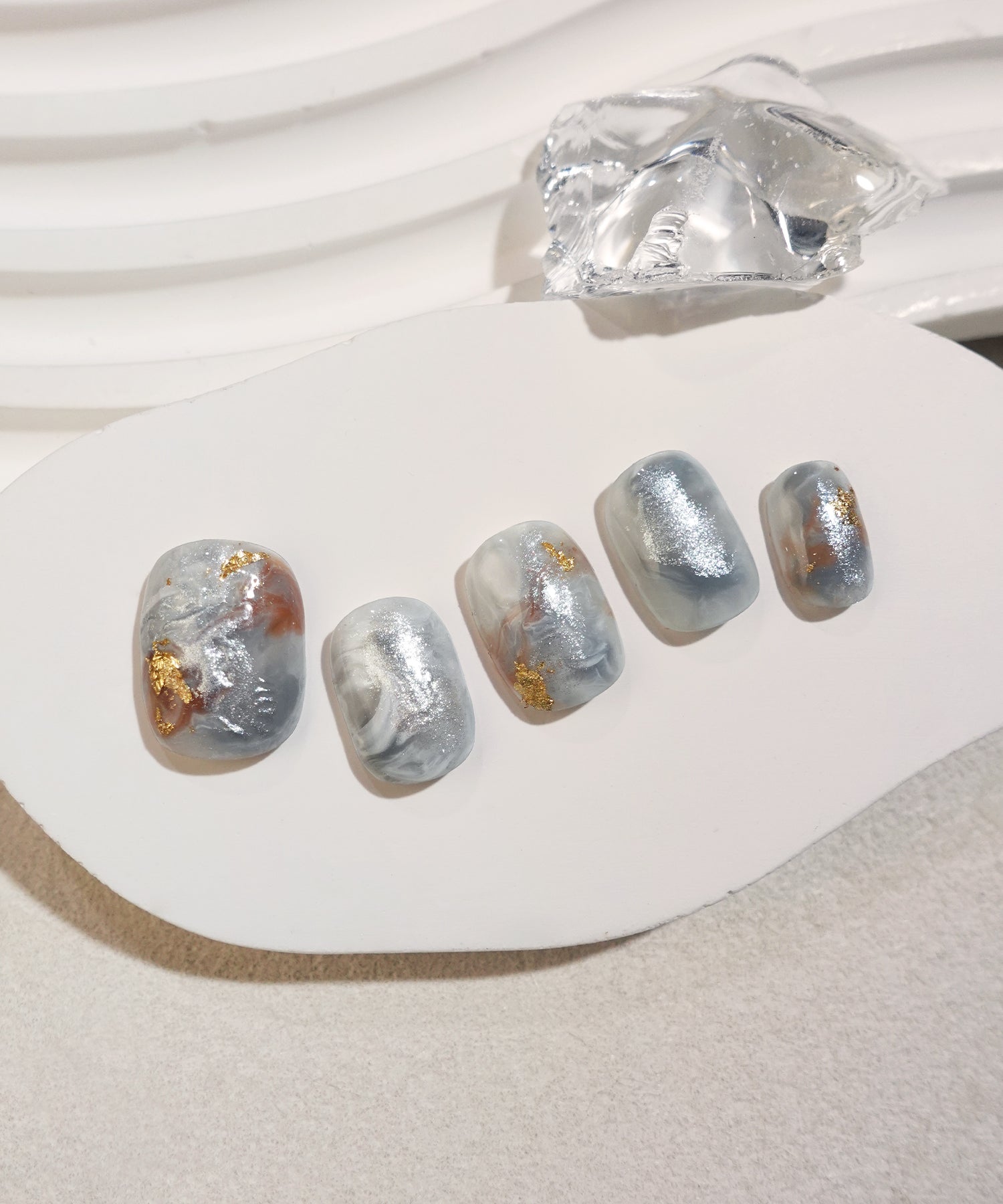 【当日発送】水光ネイルブルーニュアンスゴールドホイルラメショートラウンドネイルチップ