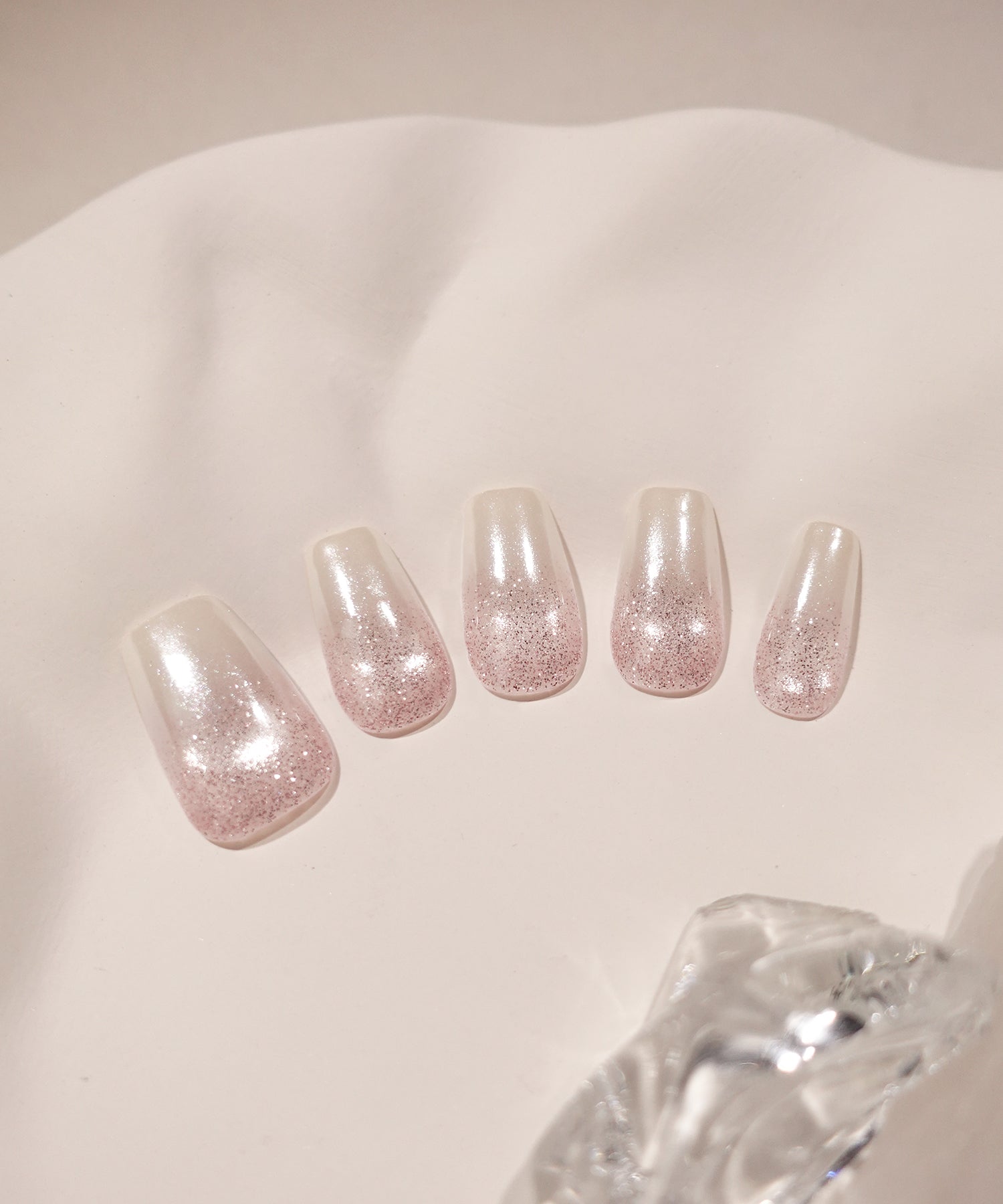 【COMING SOON】水光ネイルピンクホワイトグラデーションピンクラメバレリーナネイルチップ