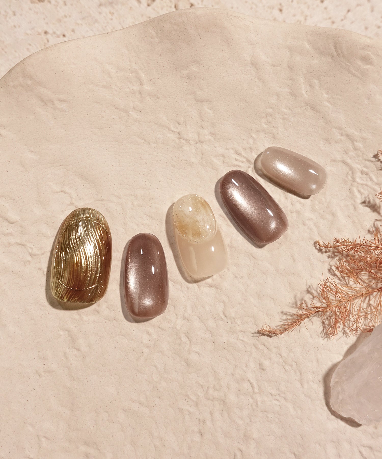 【COMING SOON】水光ネイルグレージュブラウンニュアンスゴールドミラークリアアートオーバルネイルチップ