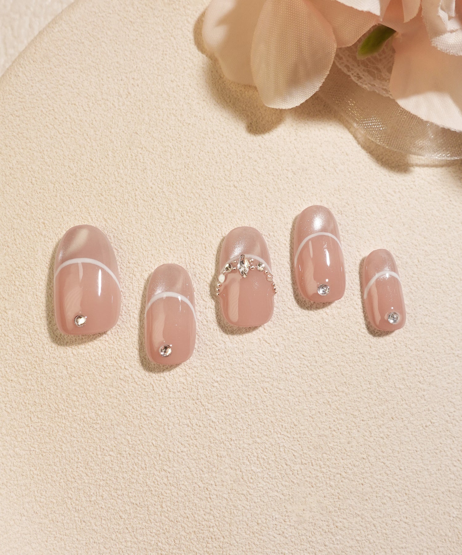 【当日発送】水光ネイルピンクマグネットフレンチラインストーンオーバルネイルチップ