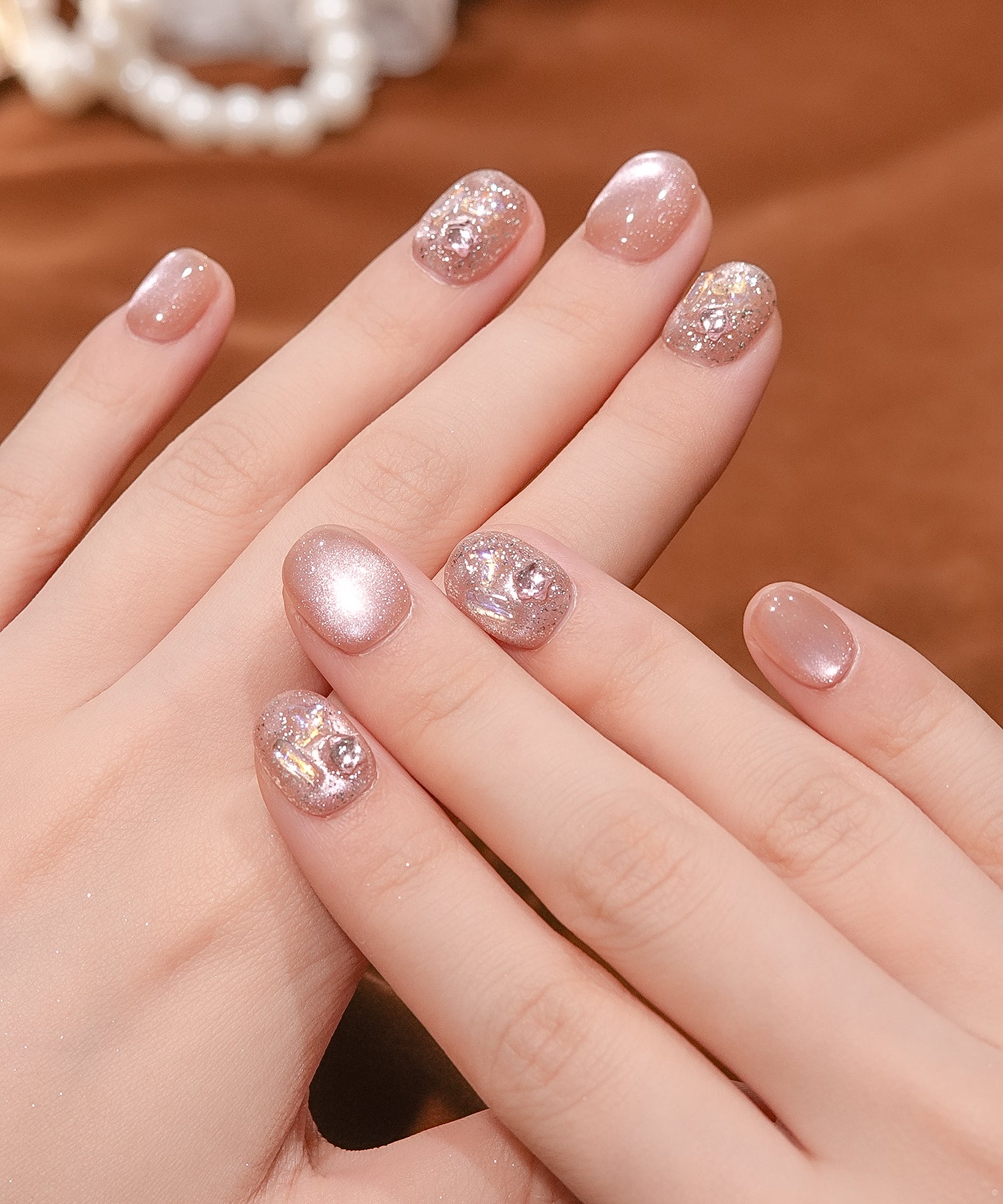 【当日発送】水光ネイルピンクマグネットオーロラストーンラメショートラウンドネイルチップ