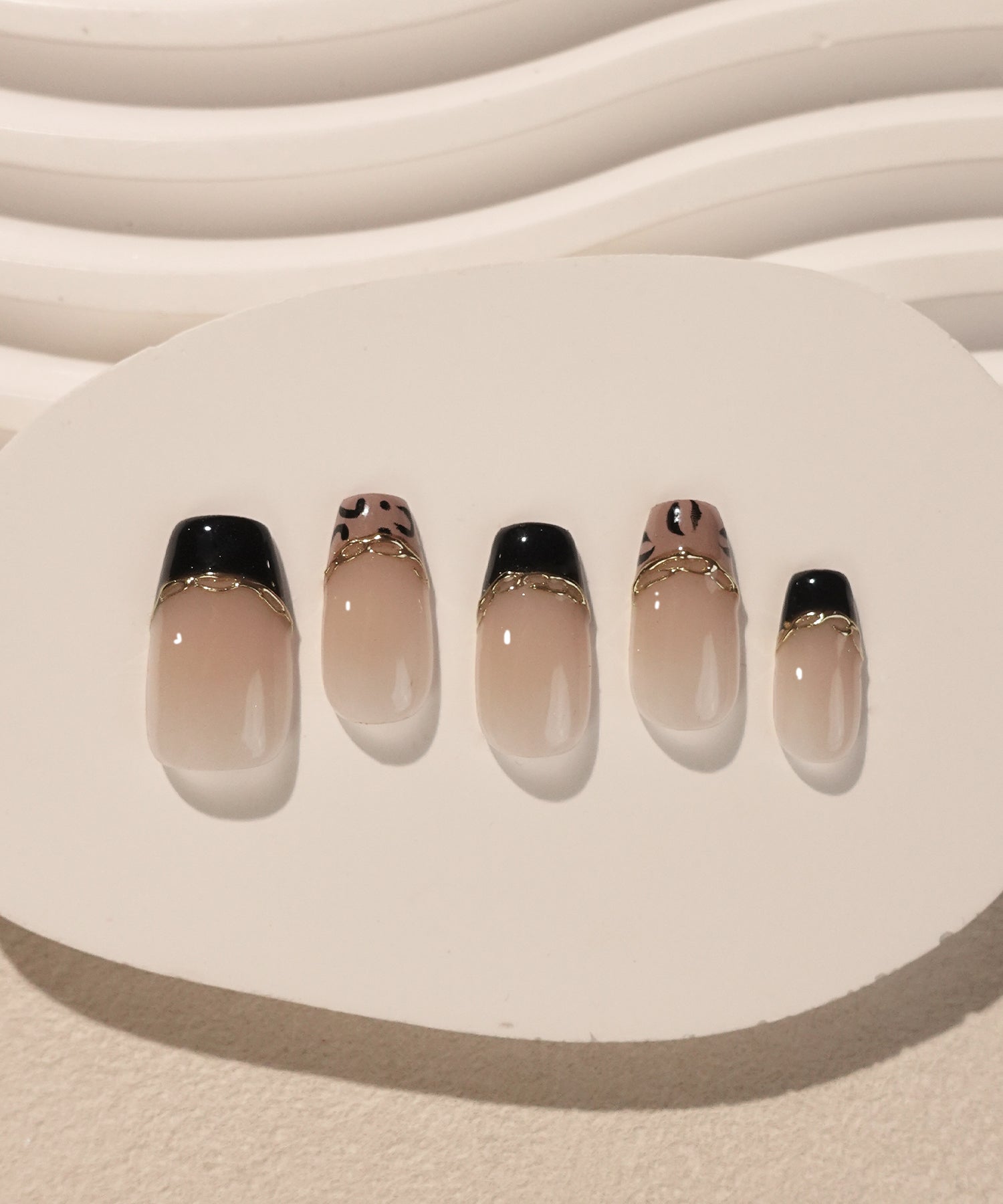 【一部当日発送】水光ネイルベージュブラックフレンチレオパードミラーラインバレリーナネイルチップ