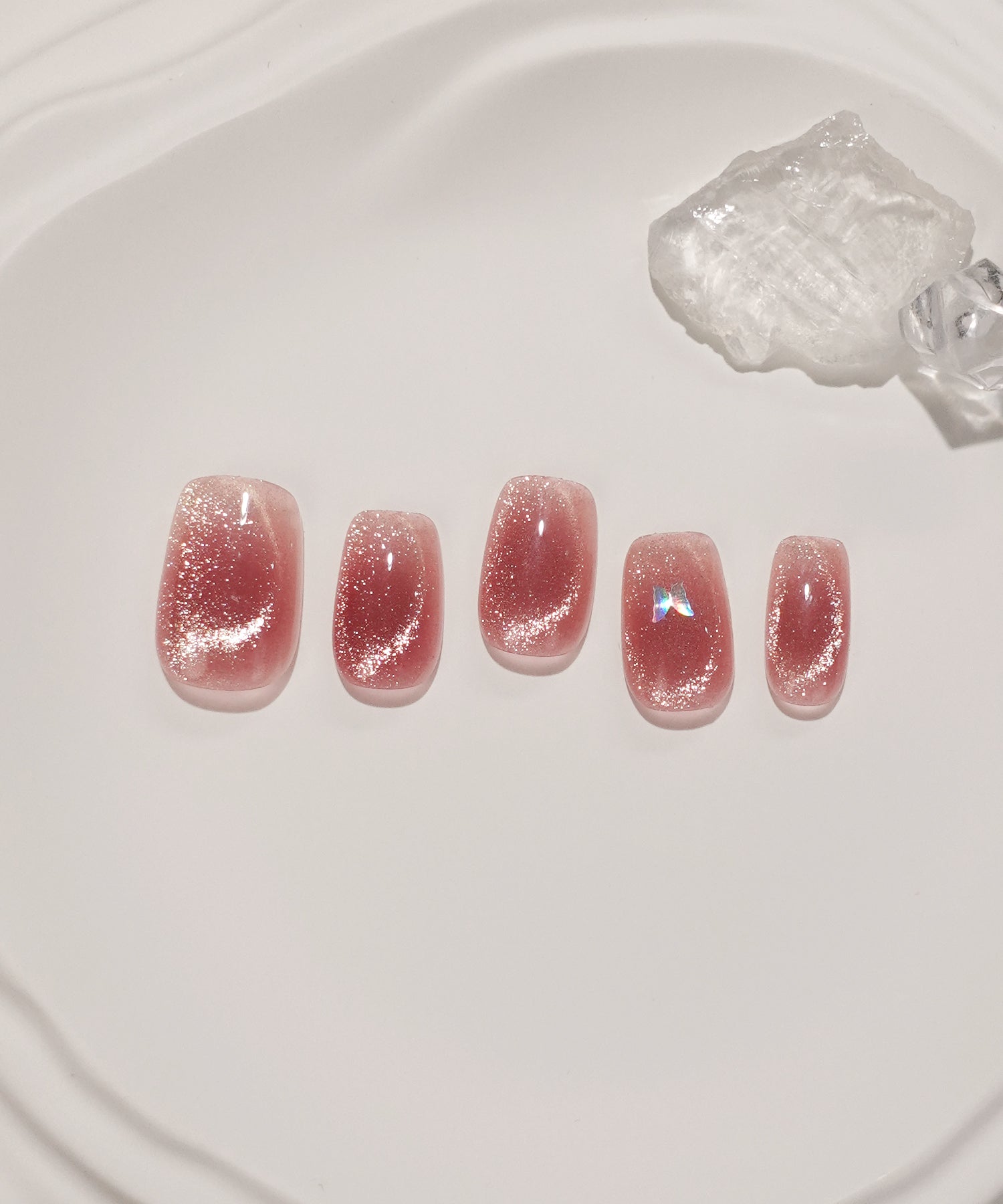 【当日発送】水光ネイルピンクゴールドマグネットバタフライショートワンカラースクエアネイルチップ