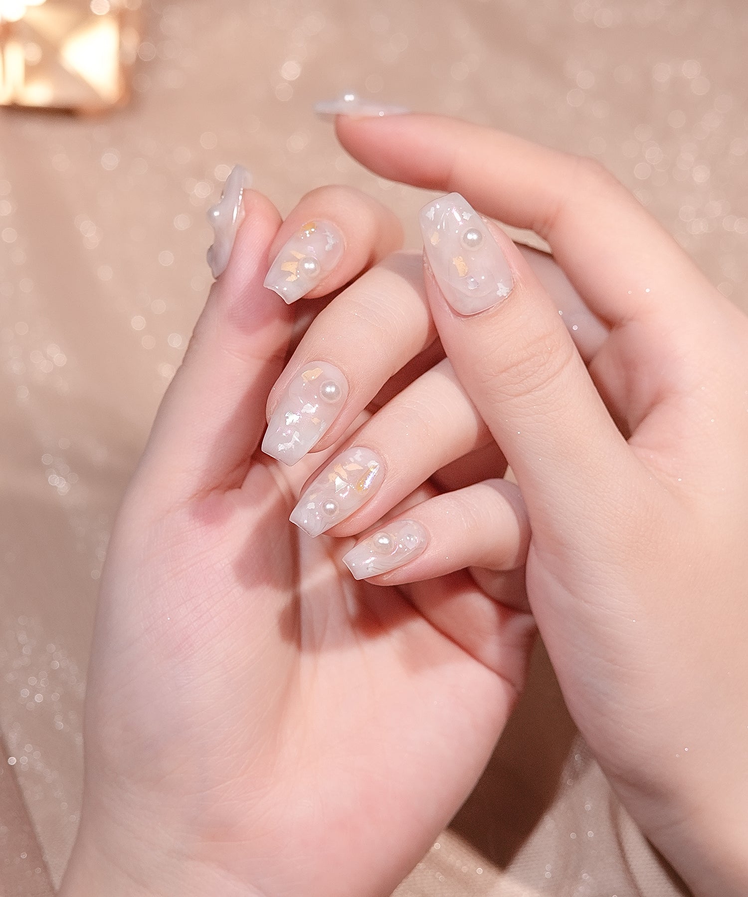 【当日発送】水光ネイルシアーホワイトベースホログラムパールバレリーナネイルチップ
