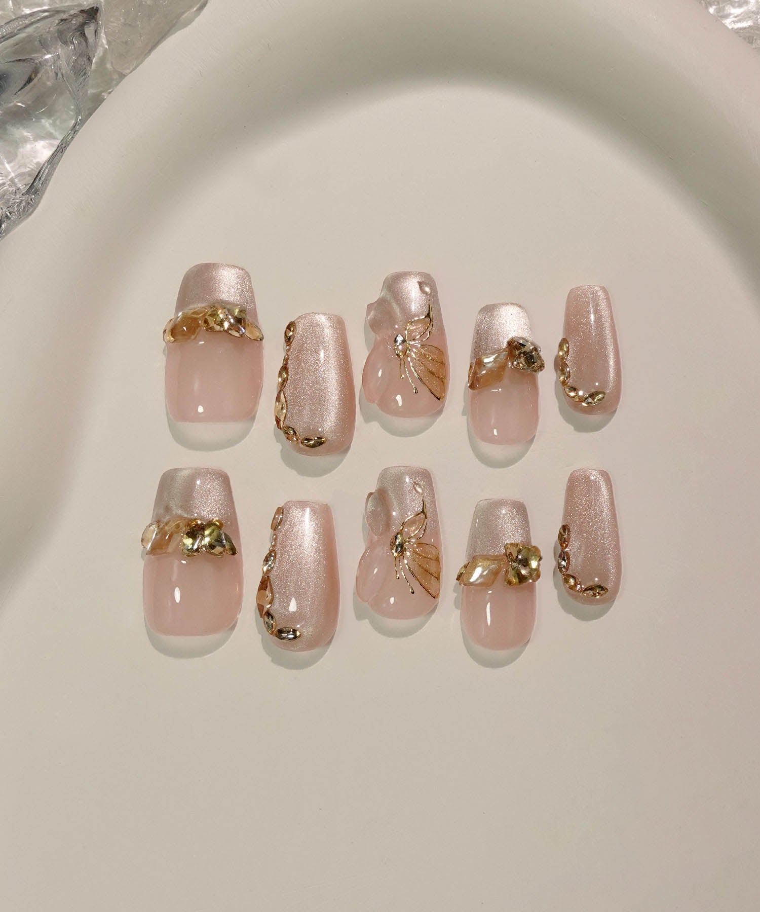 【当日発送】水光ネイルピンクベージュマグネットストーンバタフライワンホンバレリーナネイルチップ