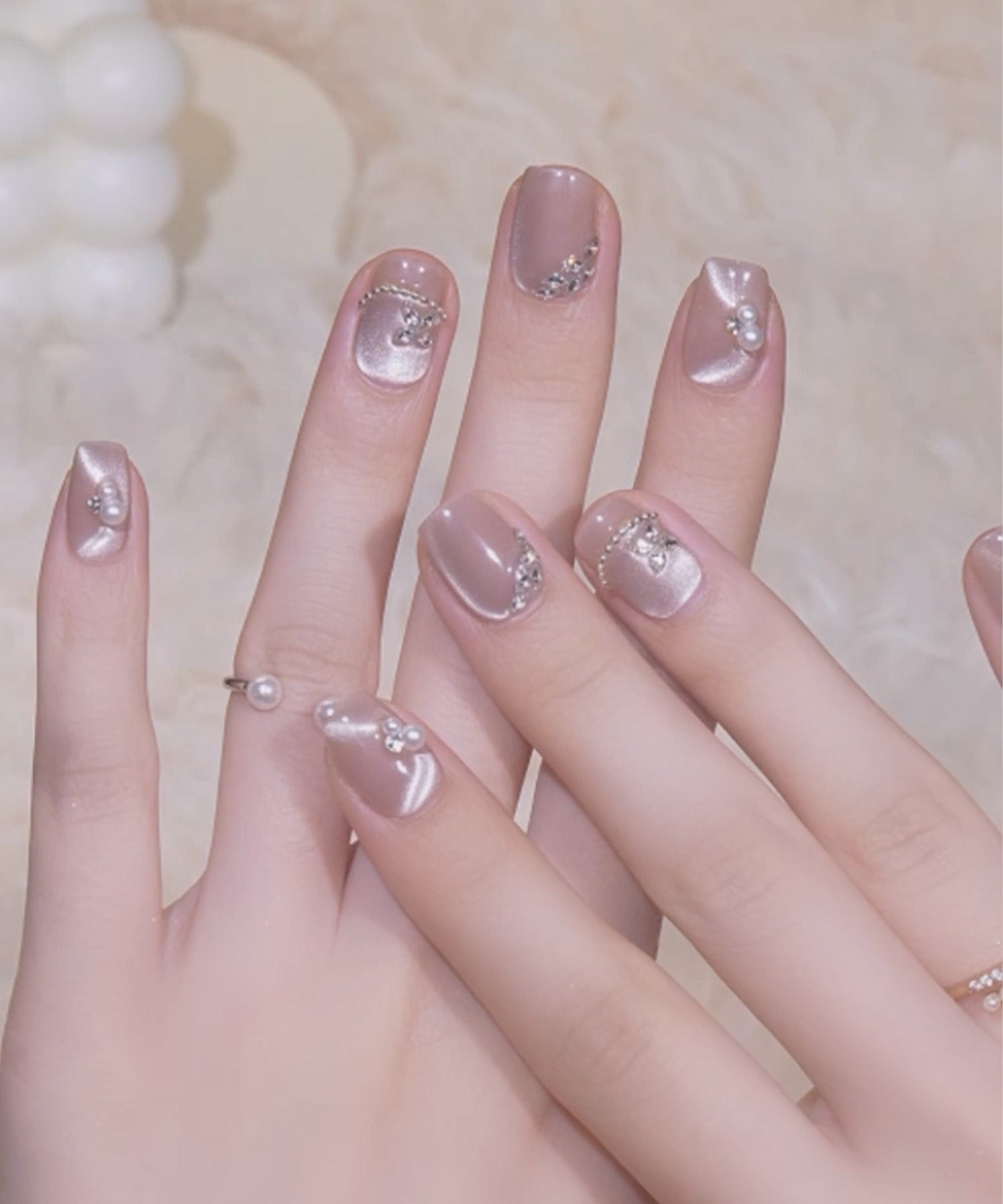 【一部当日発送】水光ネイルベージュマグネットストーンアートパールスクエアネイルチップ