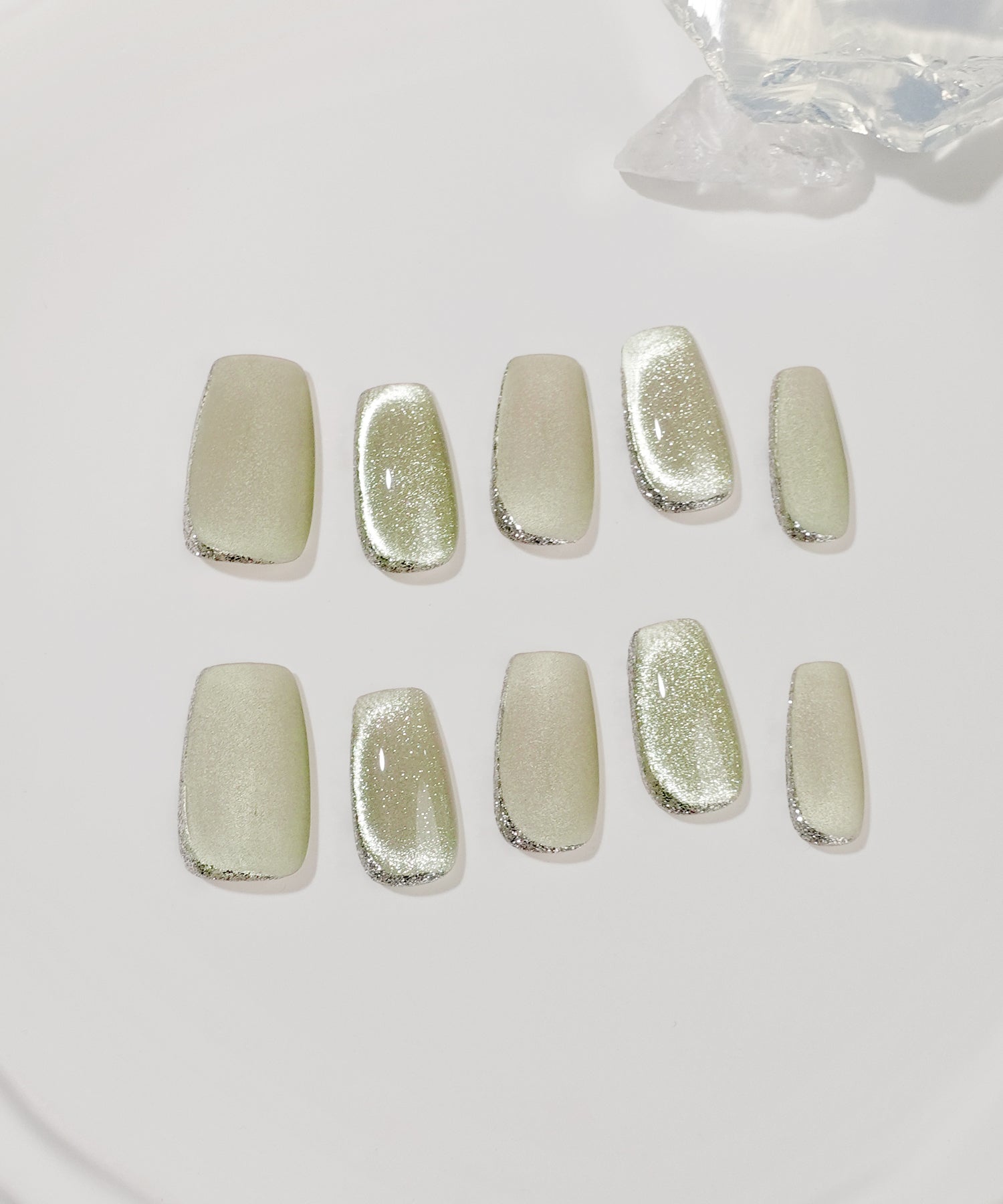 【当日発送】水光ネイルライトグリーンマグネットラメバレリーナネイルチップ