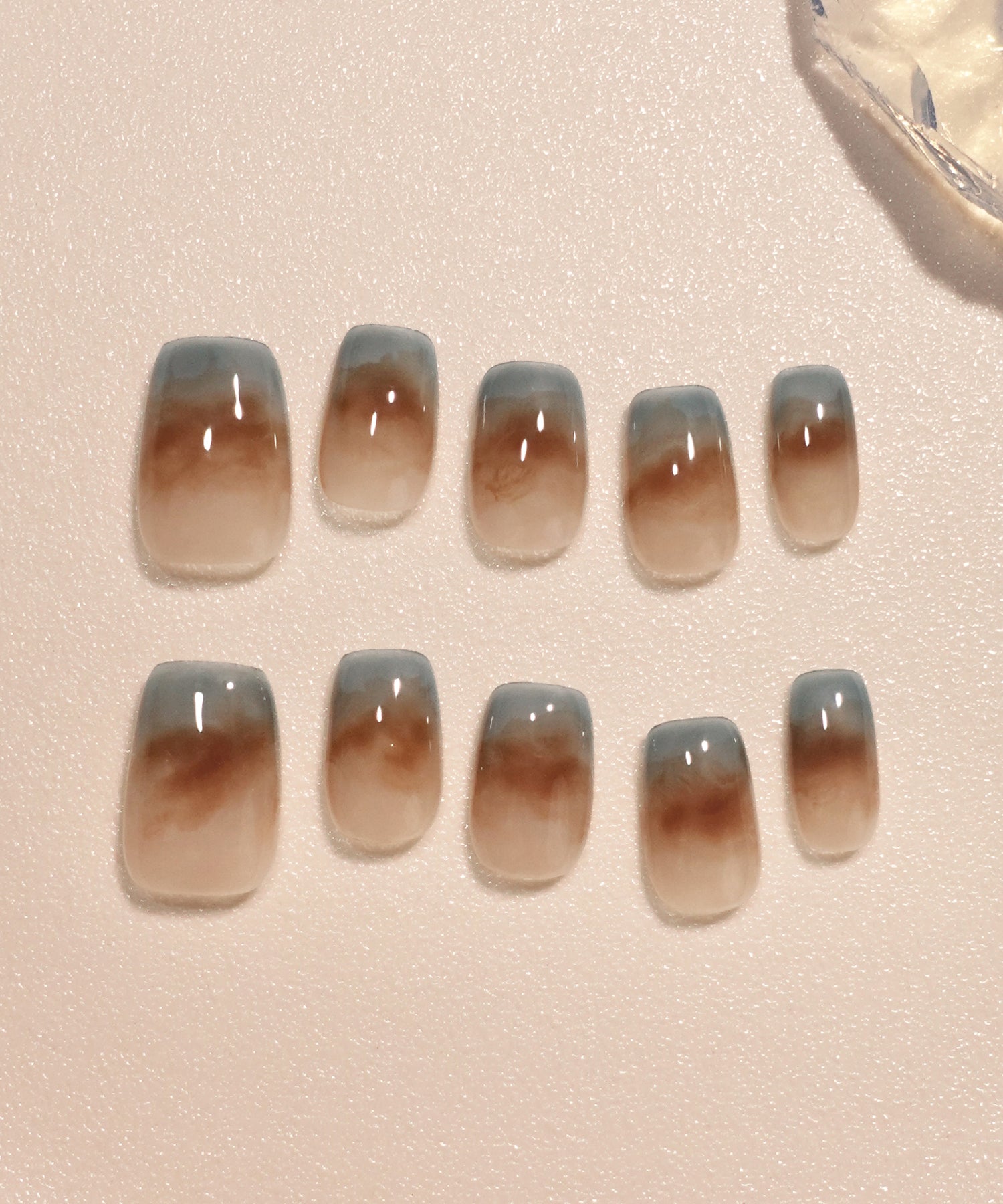 【予約販売】水光ネイルブルーブラウンインクグラデーションニュアンススクエアネイルチップ