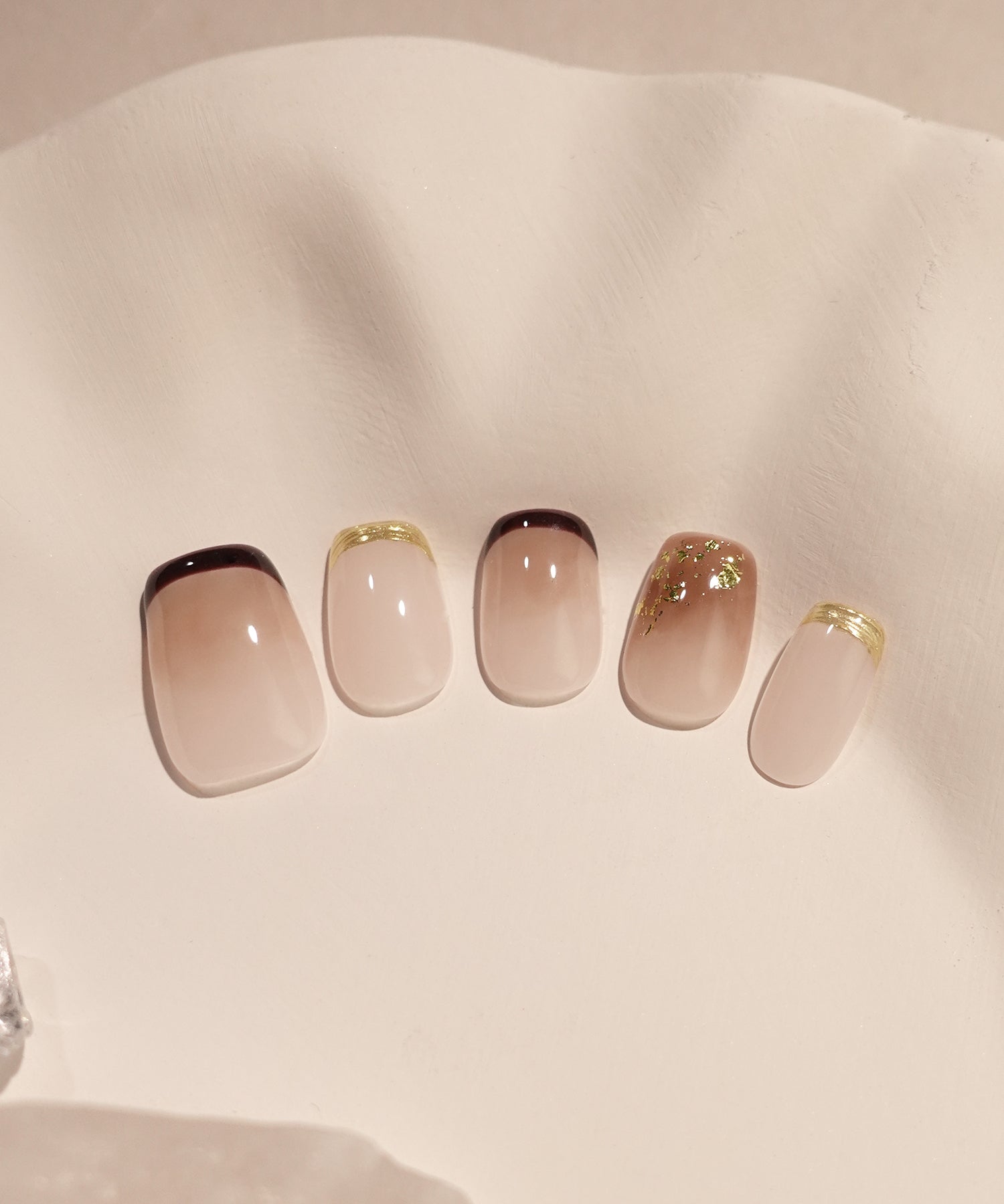 【当日発送】水光ネイルショコラブラウングラデーションゴールドホイルフレンチスクエアネイルチップ