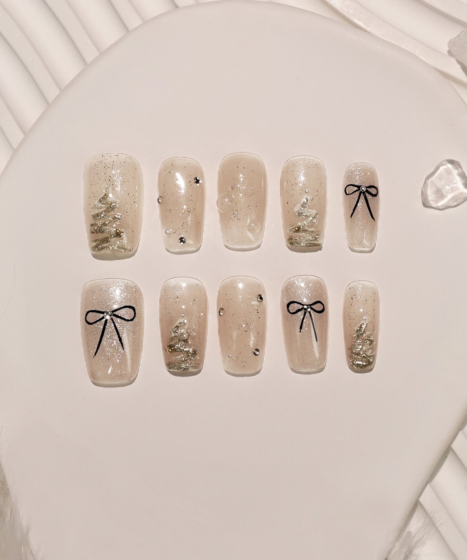 【当日発送】水光ネイルホワイトスノーリボンツリーアートクリスマススクエアネイルチップ