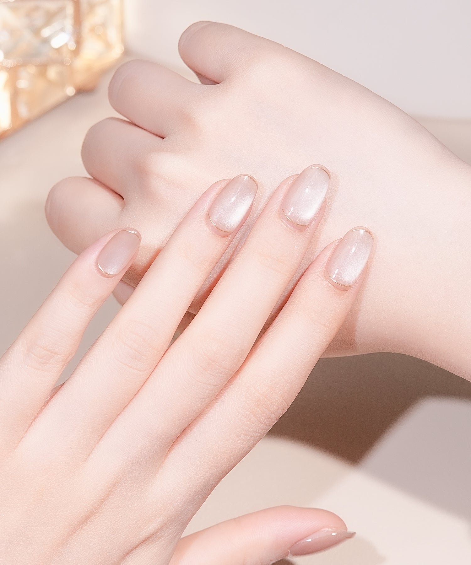 【一部当日発送】水光ネイルピンクグレージュマグネットゴールドミラーフレームオーバルネイルチップ