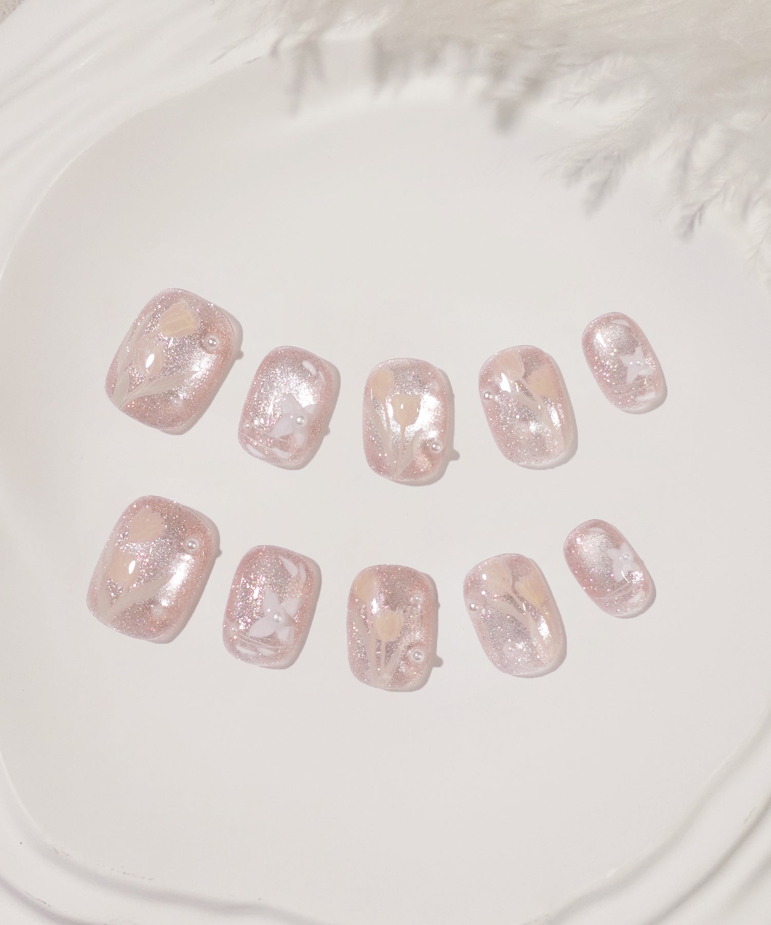 【当日発送】3D水光ネイルピンクマグネットニュアンスフラワーデザインパールショートラウンドネイルチップ