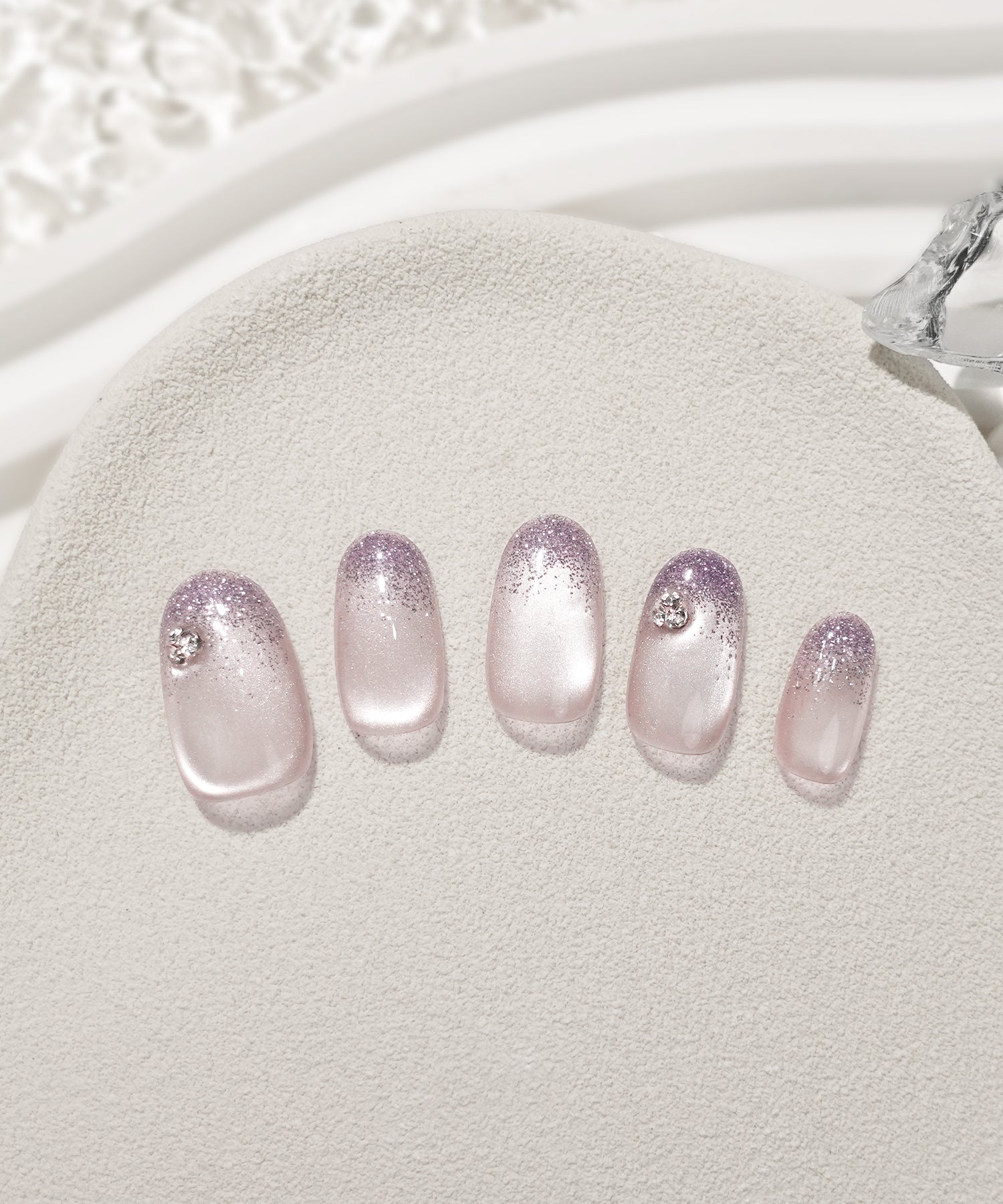 【当日発送】水光ネイルパープルマグネットラメグラデーションストーンオーバルネイルチップ