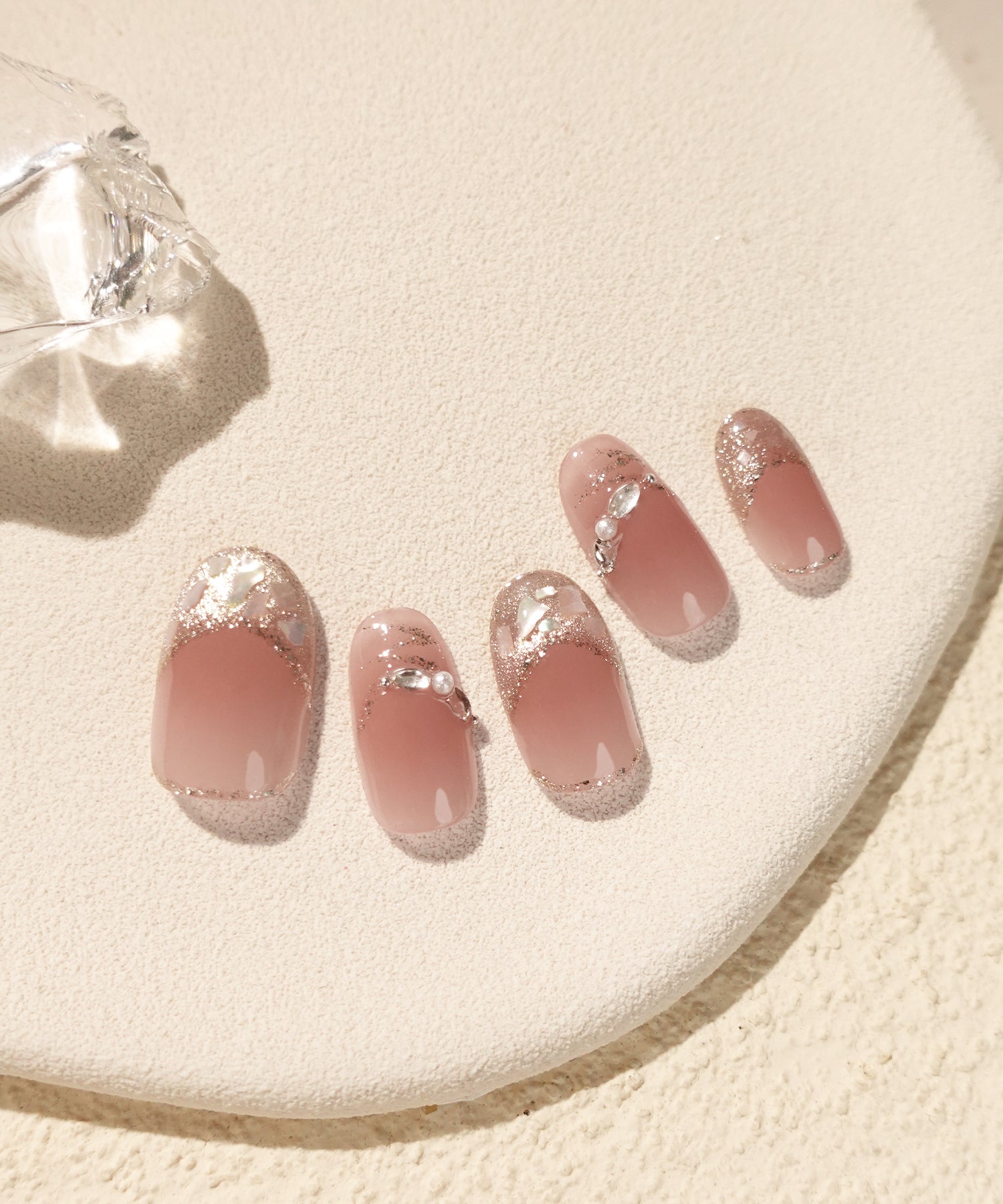 【一部当日発送】水光ネイルピンクチークホロラメフレンチオーバルネイルチップ