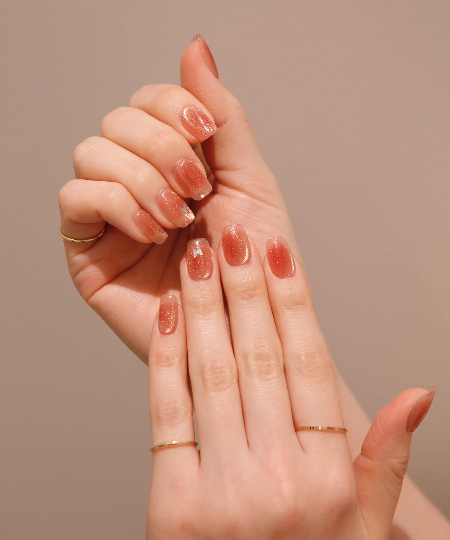 【当日発送】水光ネイルピンクゴールドマグネットバタフライショートワンカラースクエアネイルチップ