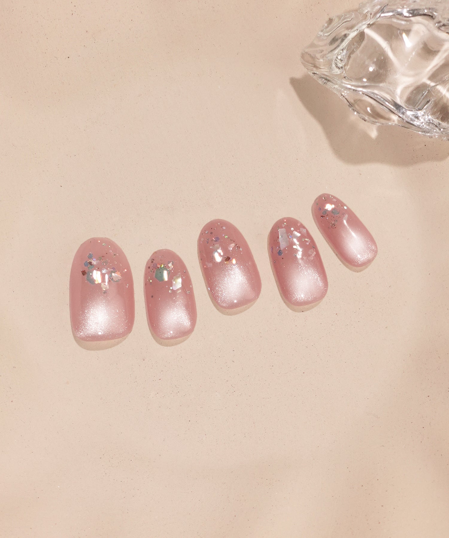 【COMING SOON】水光ネイルシアーピンクマグネットオーロラホログラムシェルオーバルネイルチップ