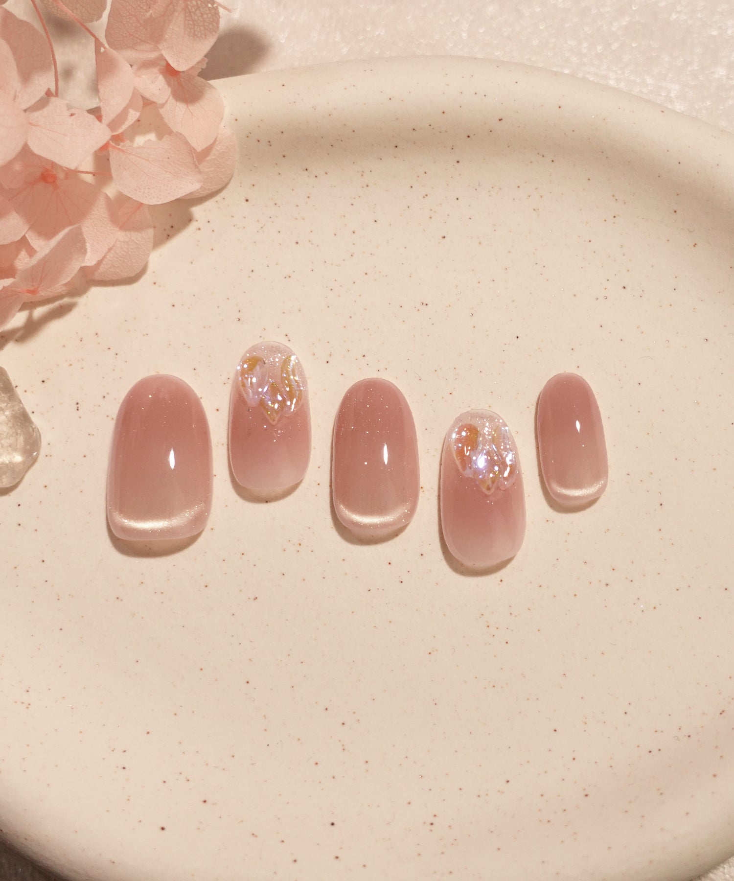 【当日発送】水光ネイルピンクマグネットオーロラストーンラメオーバルネイルチップ