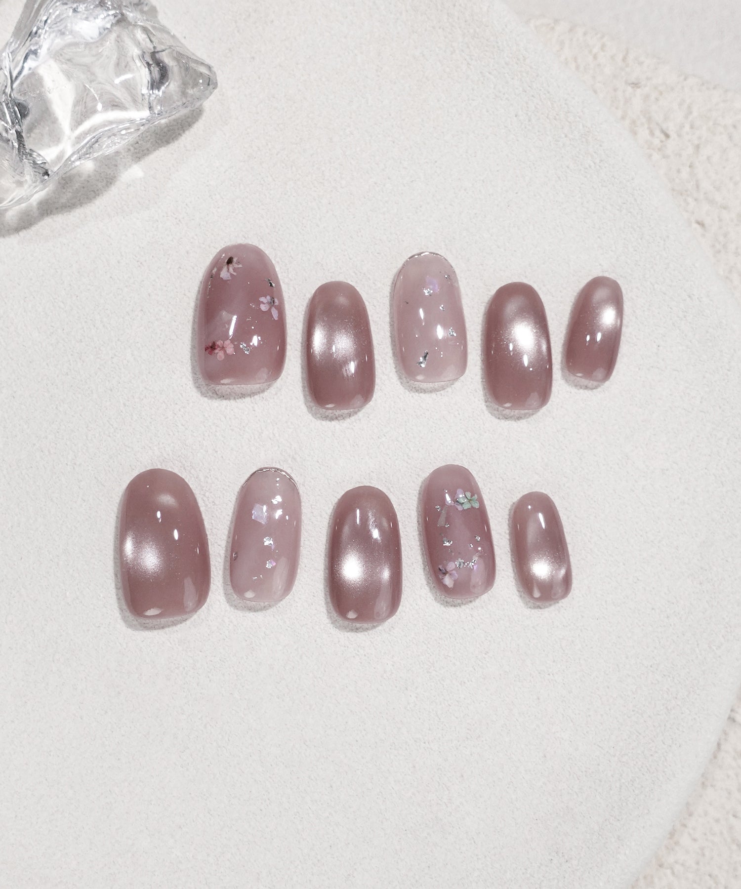 【当日発送】水光ネイルパープルマグネットゴールドミラーラインフラワーライクオーバルネイルチップ