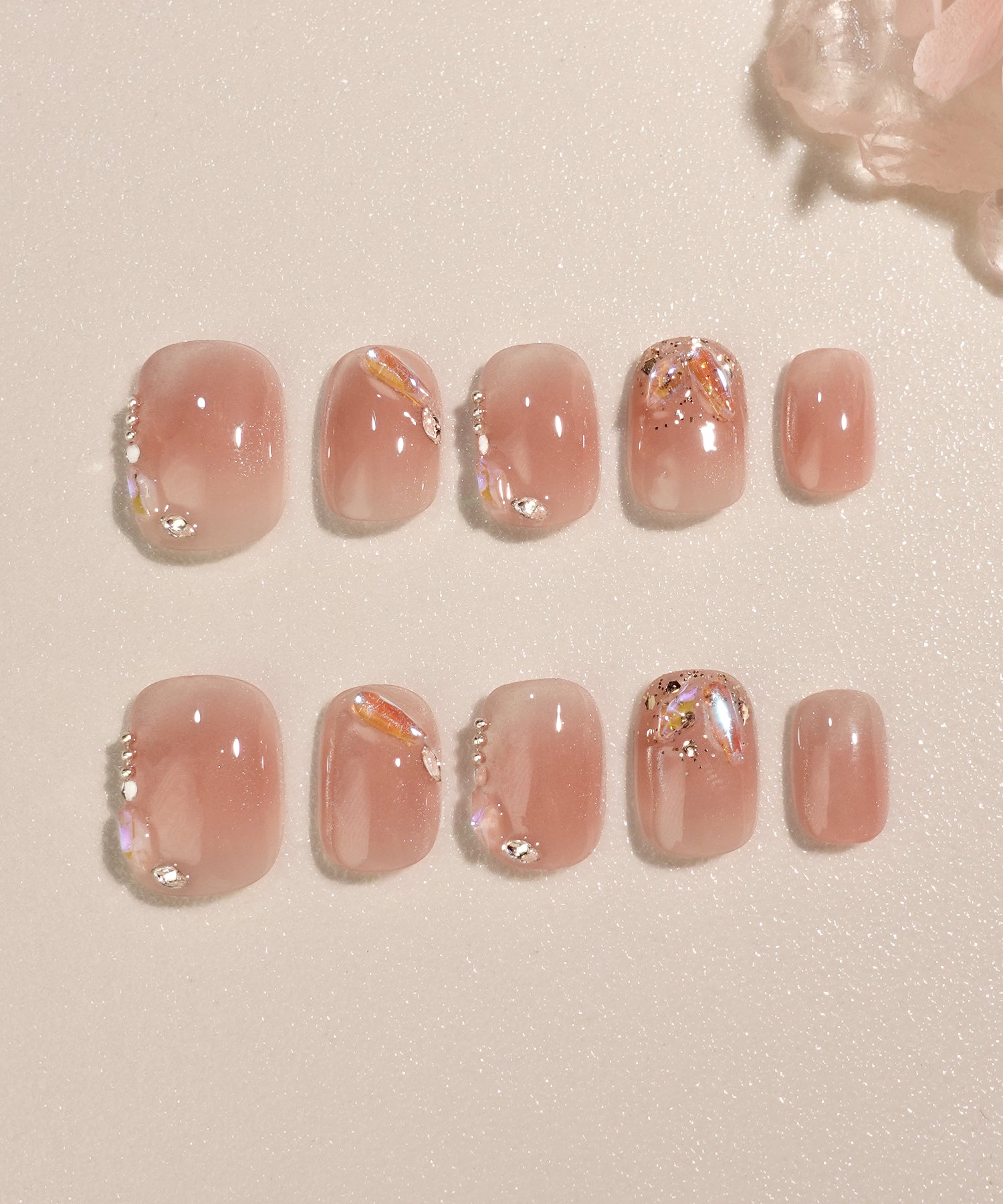 【当日発送】水光ネイルピンクチークオーロラストーンラメショートラウンドネイルチップ