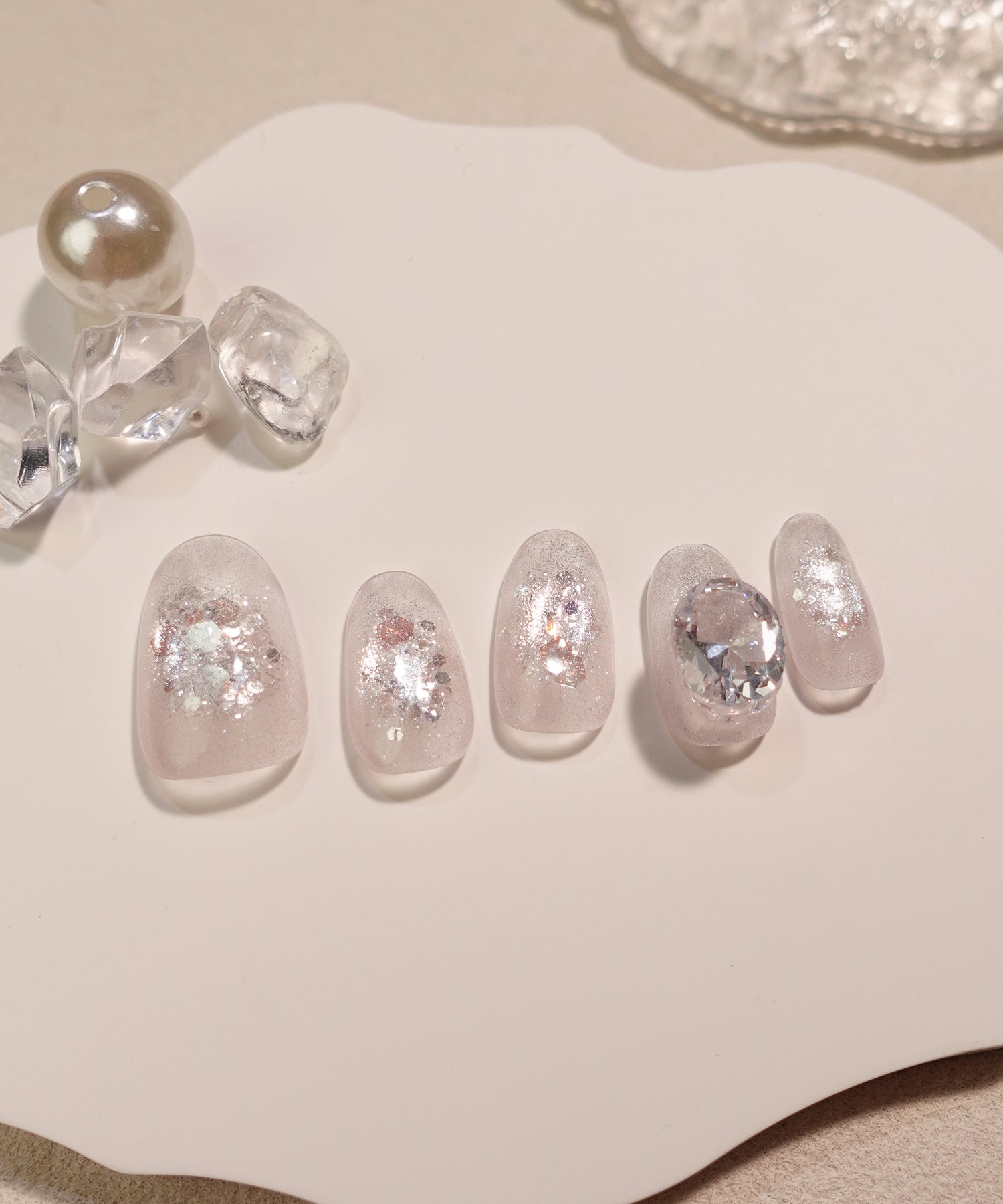 水光ネイルクリアホワイトベースホログラムシルバーストーンオーバルネイルチップ