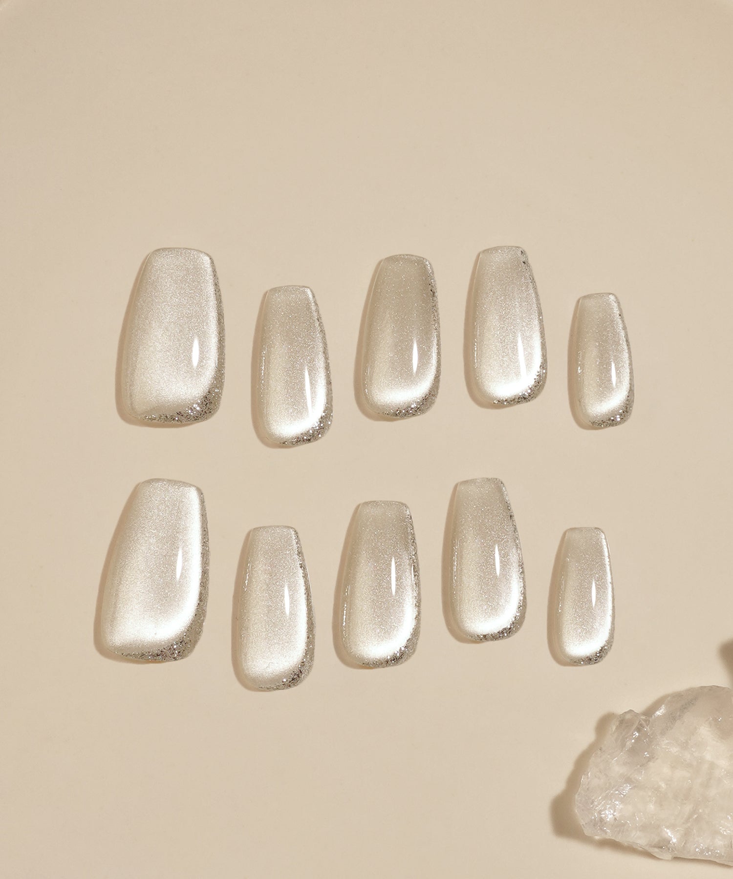 【当日発送】水光ネイルホワイトマグネットシルバーラメバレリーナネイルチップ