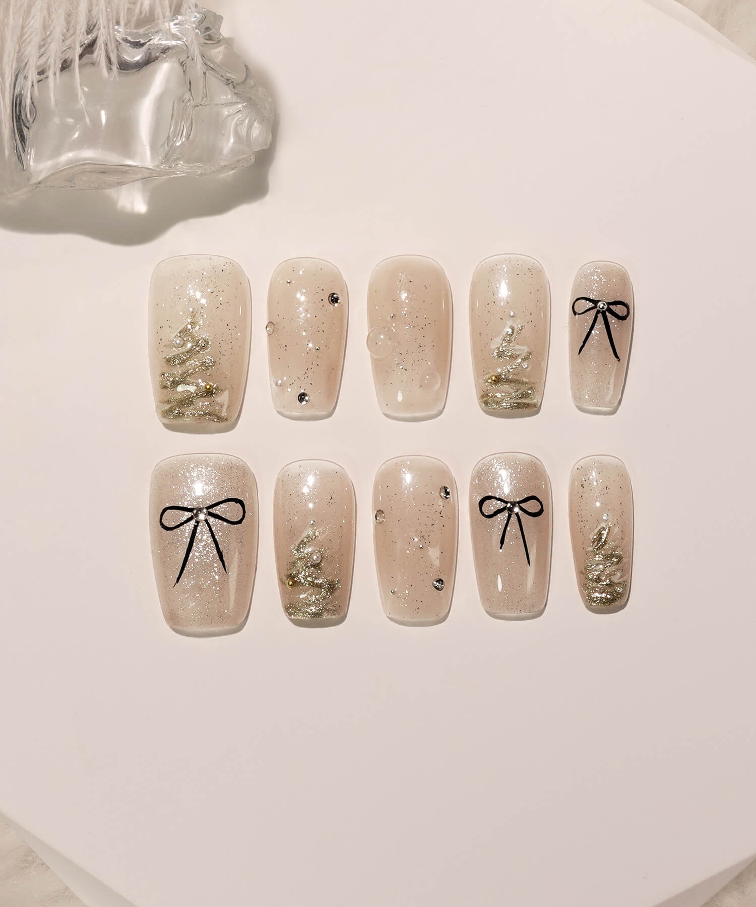 【当日発送】水光ネイルホワイトスノーリボンツリーアートクリスマススクエアネイルチップ