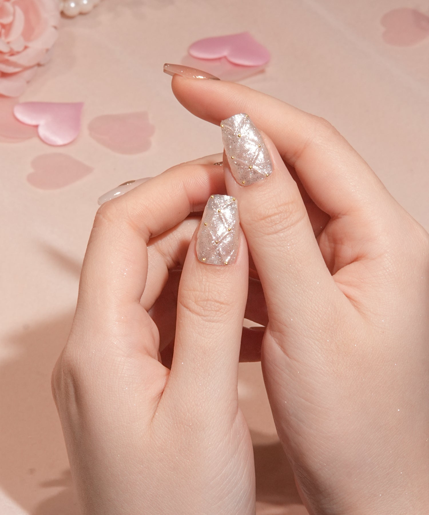 【SOLD OUT】水光ネイルミルキーホワイトキルティングゴールドミラーハートバレリーナネイルチップ