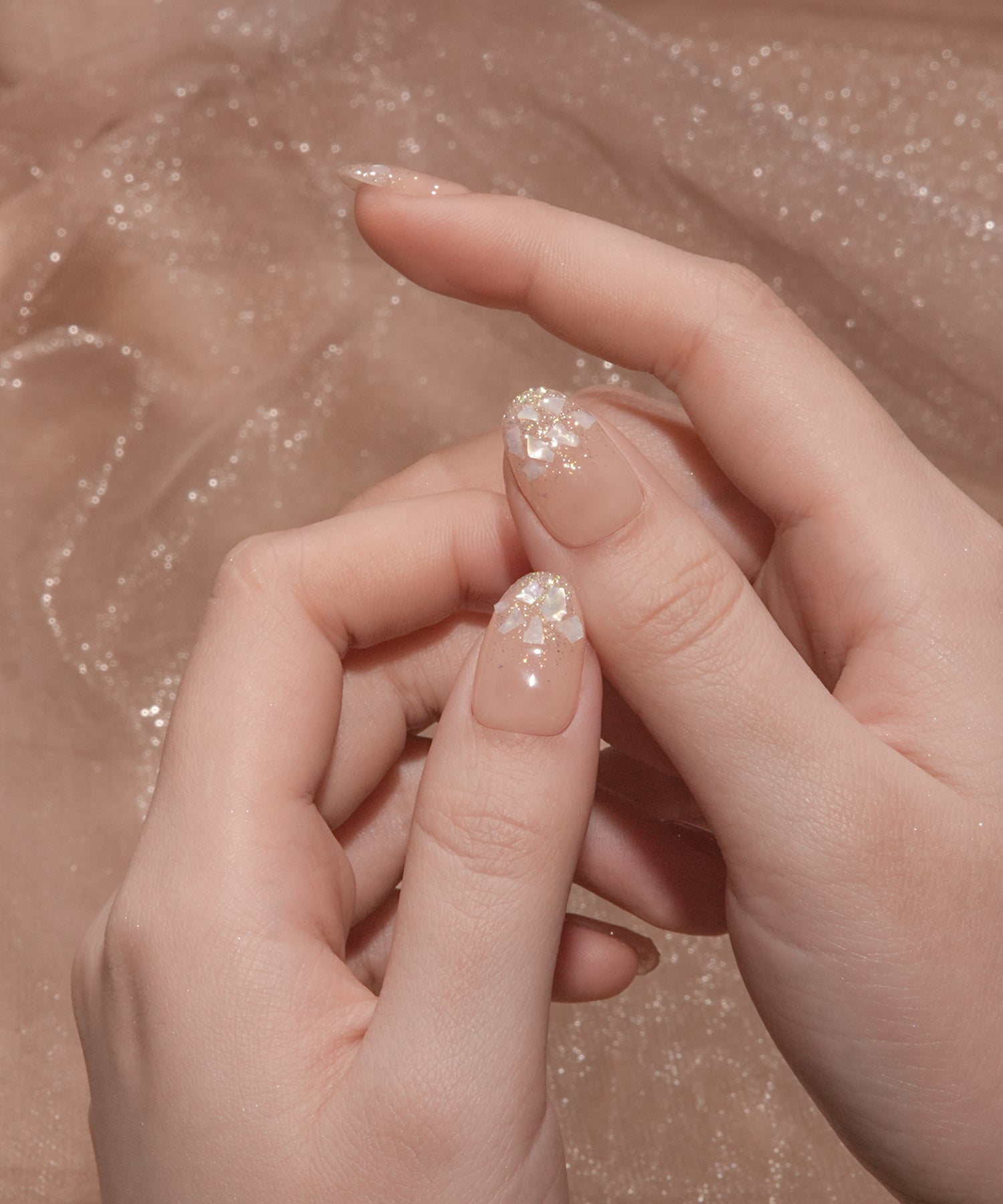 【COMING SOON】水光ネイルピーチベージュシェルラメグラデーションオーバルネイルチップ