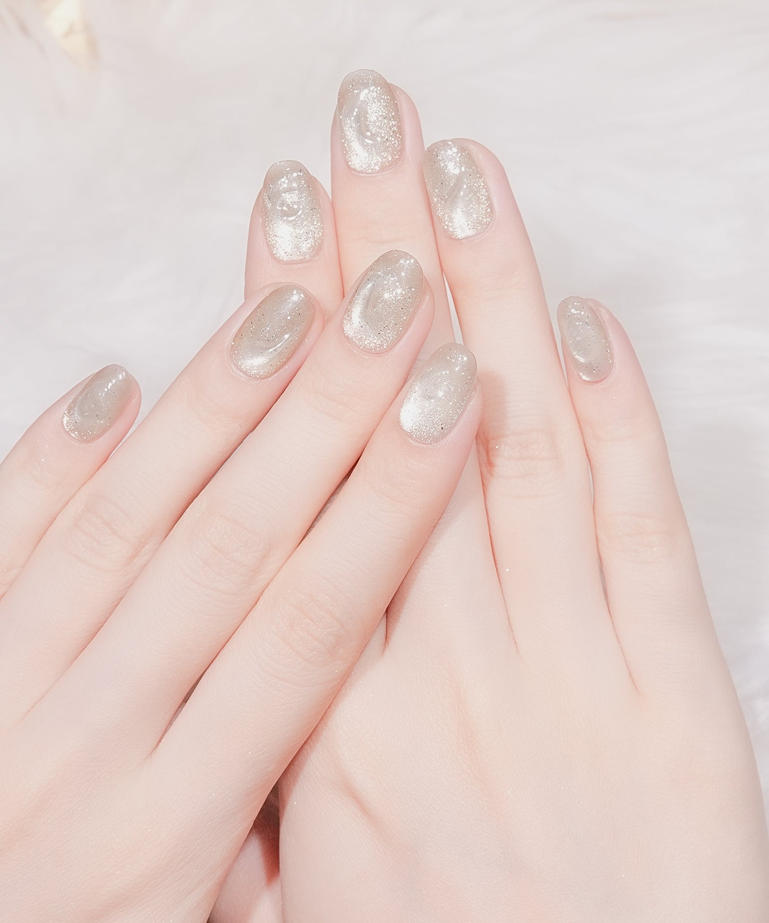 水光ネイルシャンパンゴールドマグネット3Dアートニュアンスオーバルネイルチップ