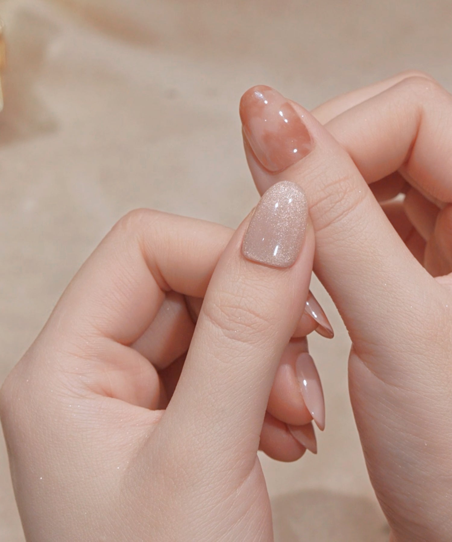 【当日発送】水光ネイルピンクニュアンスゴールドミラーマグネットオーバルネイルチップ