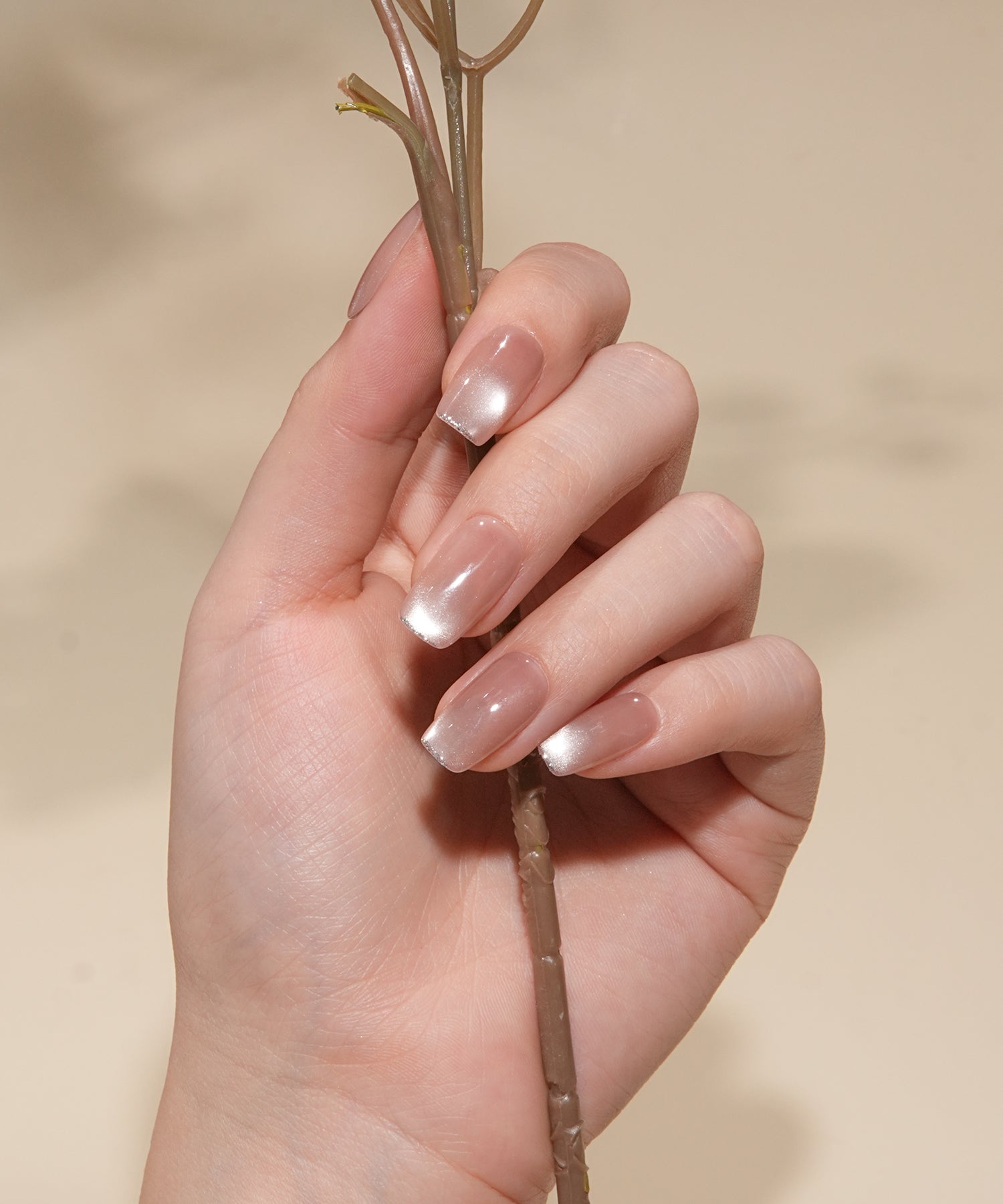 【当日発送】水光ネイルシアーピンクマグネットシルバーラメフレンチスクエアネイルチップ