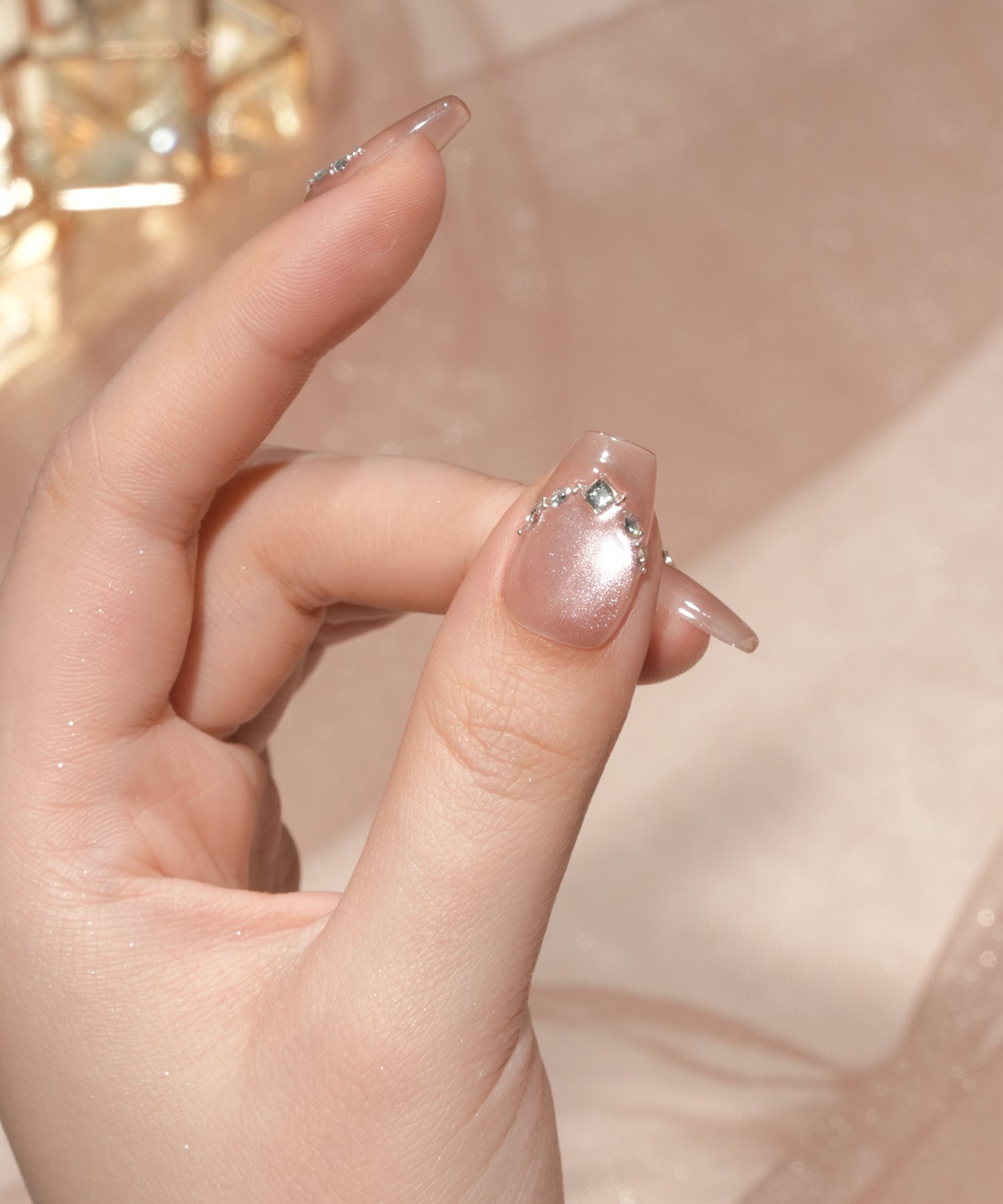 【予約販売】水光ネイルピンクマグネットストーンキルティングデザインバレリーナネイルチップ