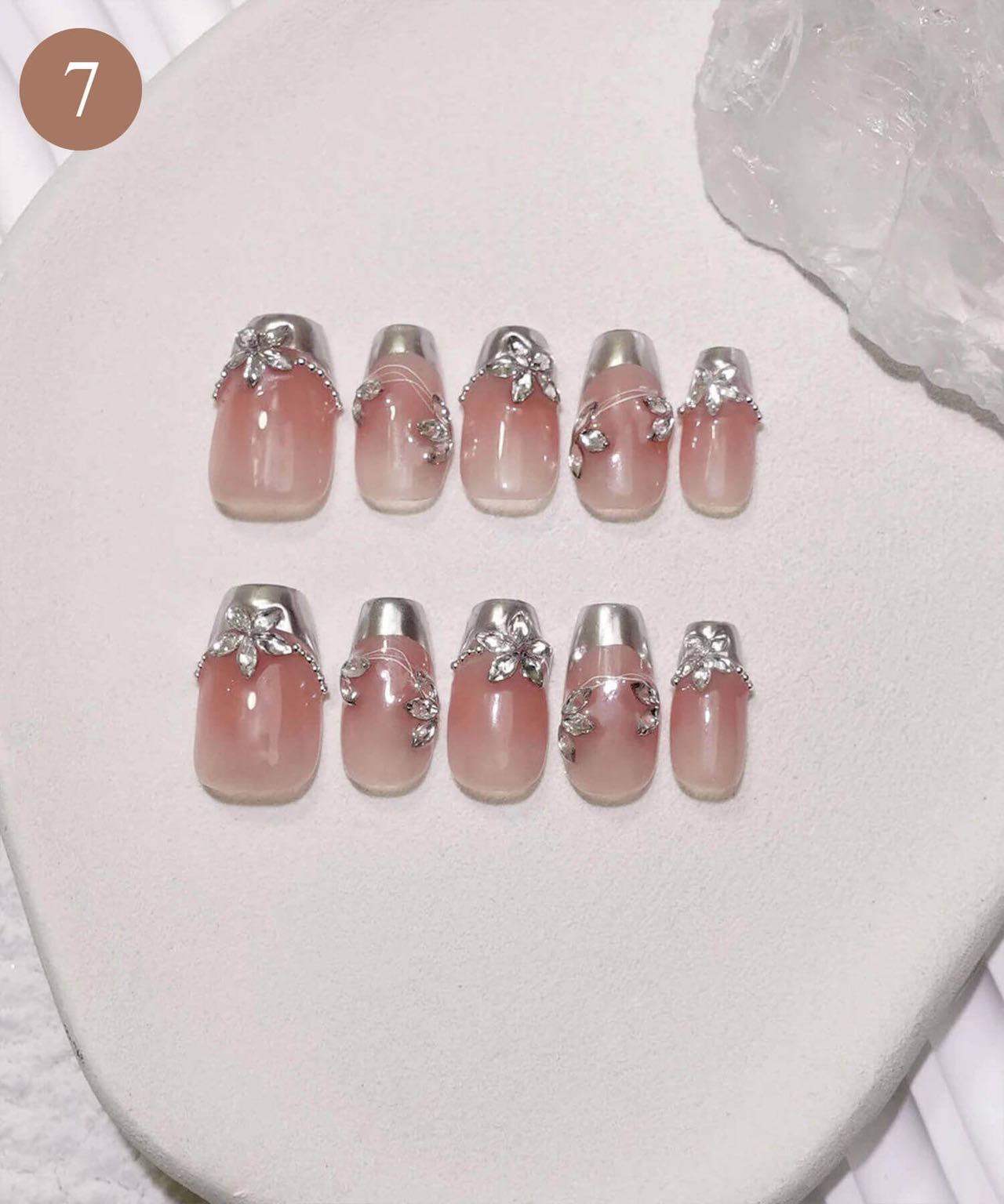 【特別価格64%OFF】ネイルチップ最大30日間持続できるSTARTER SET