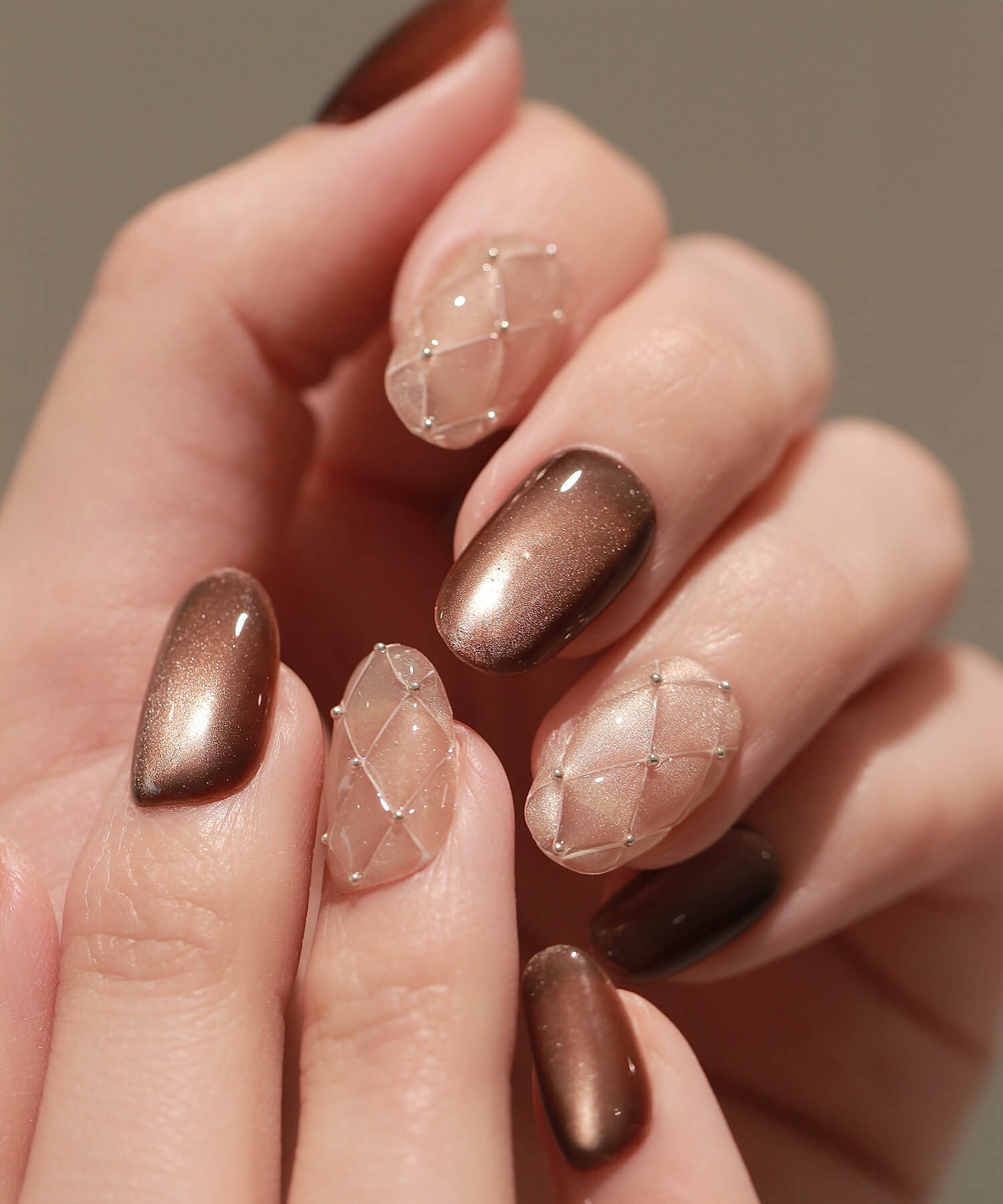 【当日発送】水光ネイルキルティングベージュブラウンマグネットオーバルネイルチップ