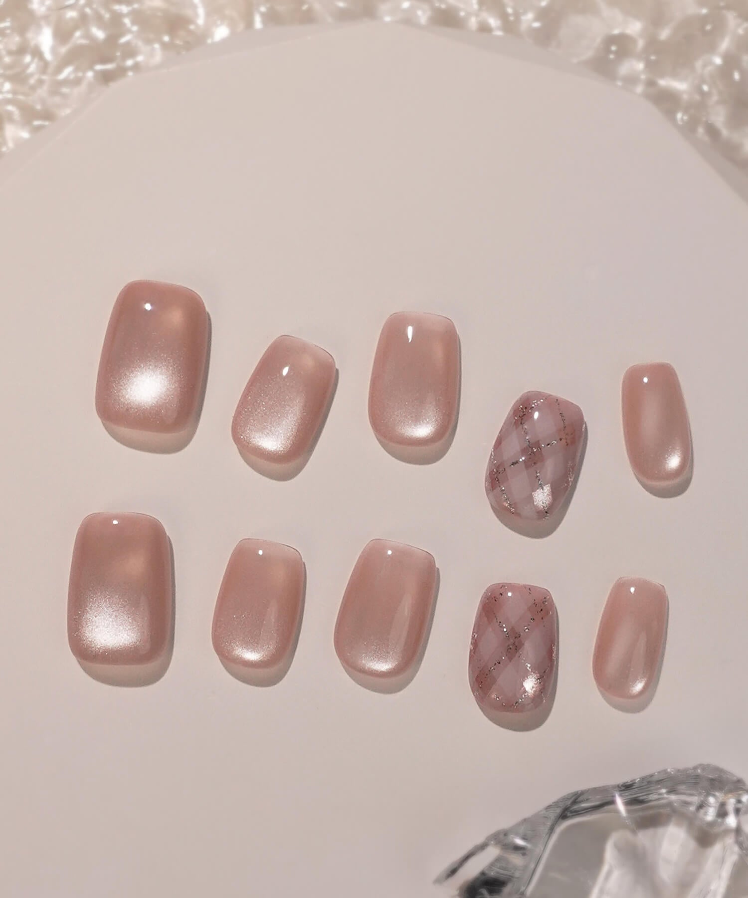 【SOLD OUT】水光ネイルピンクマグネットチェックシルバーラメラインシンプルショートスクエアネイルチップ