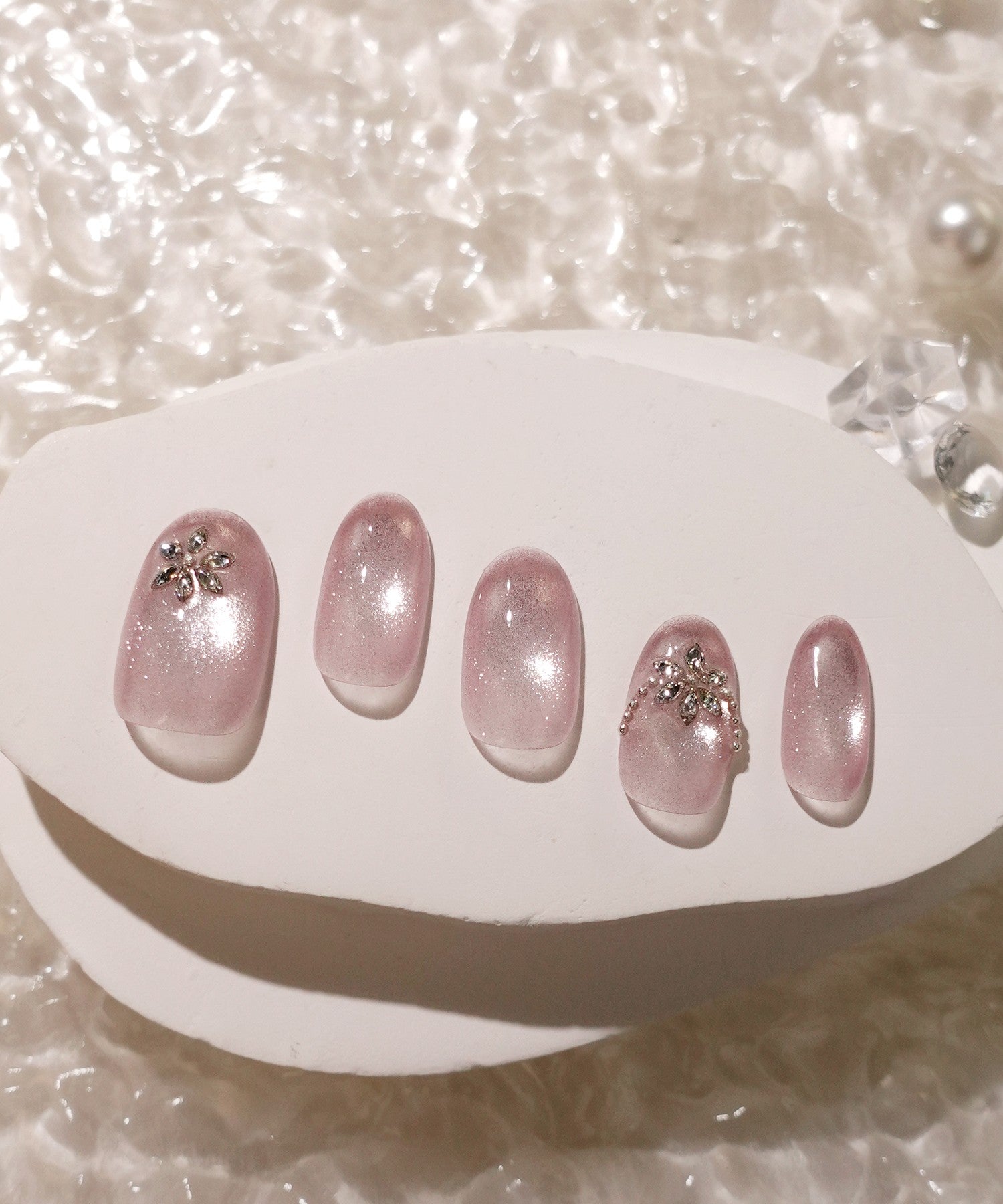 【NEW ITEM】3D水光ネイルパープルフラワーストーンラインアートオーバルネイルチップ