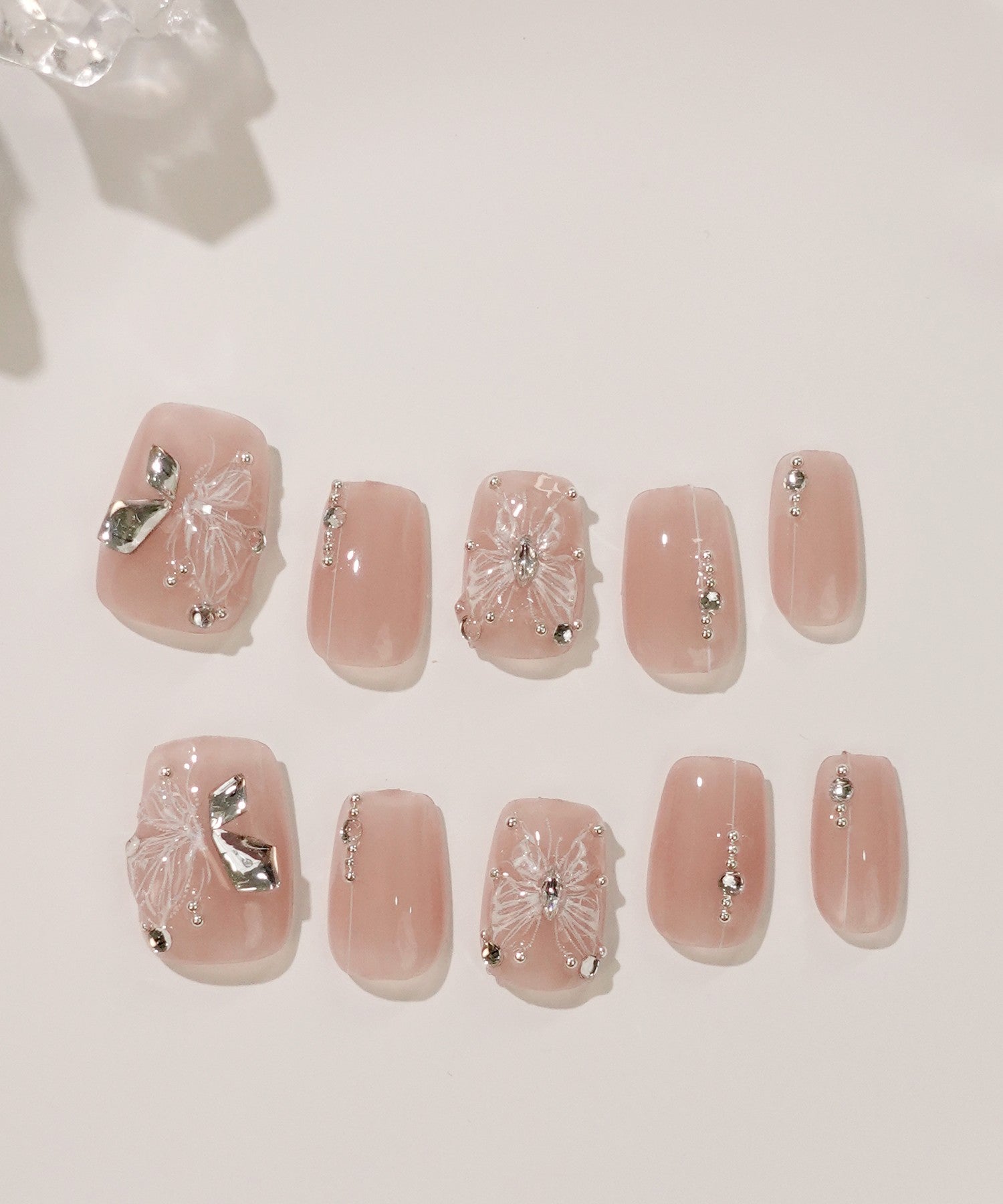 【当日発送】水光ネイルピンクバタフライアートストーンラインショートスクエアネイルチップ