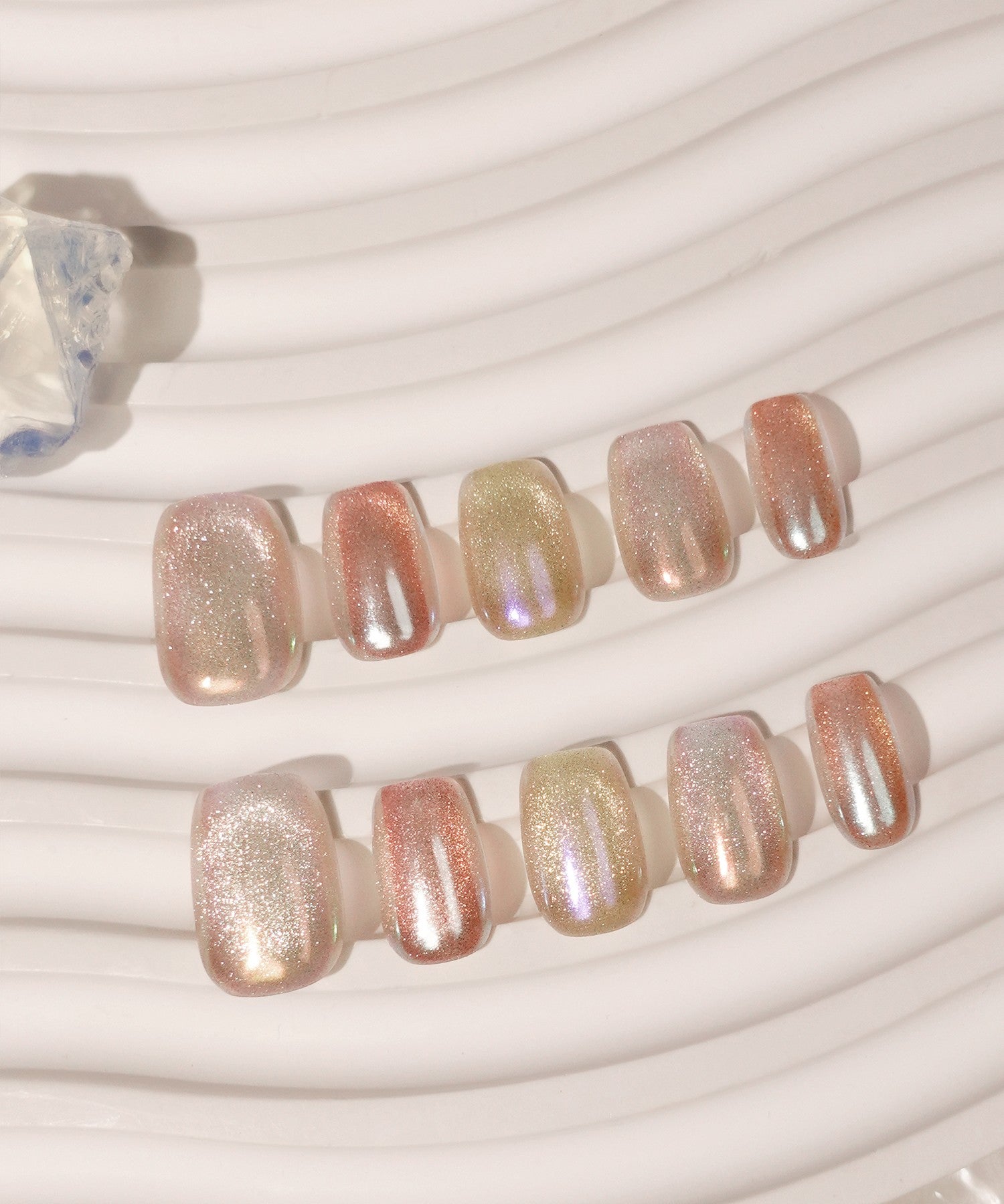 【一部当日発送】水光ネイルホワイトマグネットベースカラフルオーロラミラーショートスクエアネイルチップ