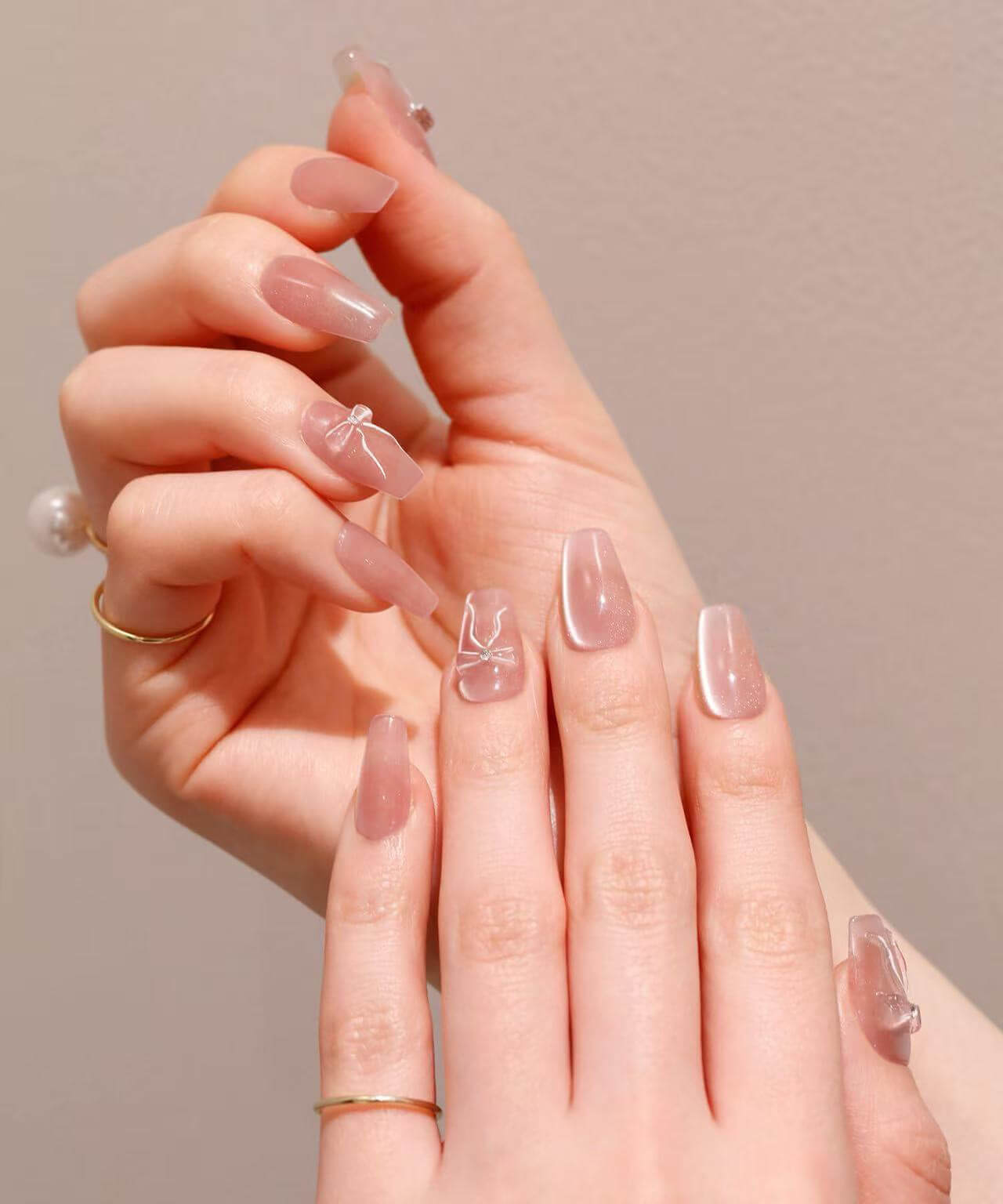 【当日発送】水光ネイルベージュマグネット3Dリボンアートバレリーナネイルチップ