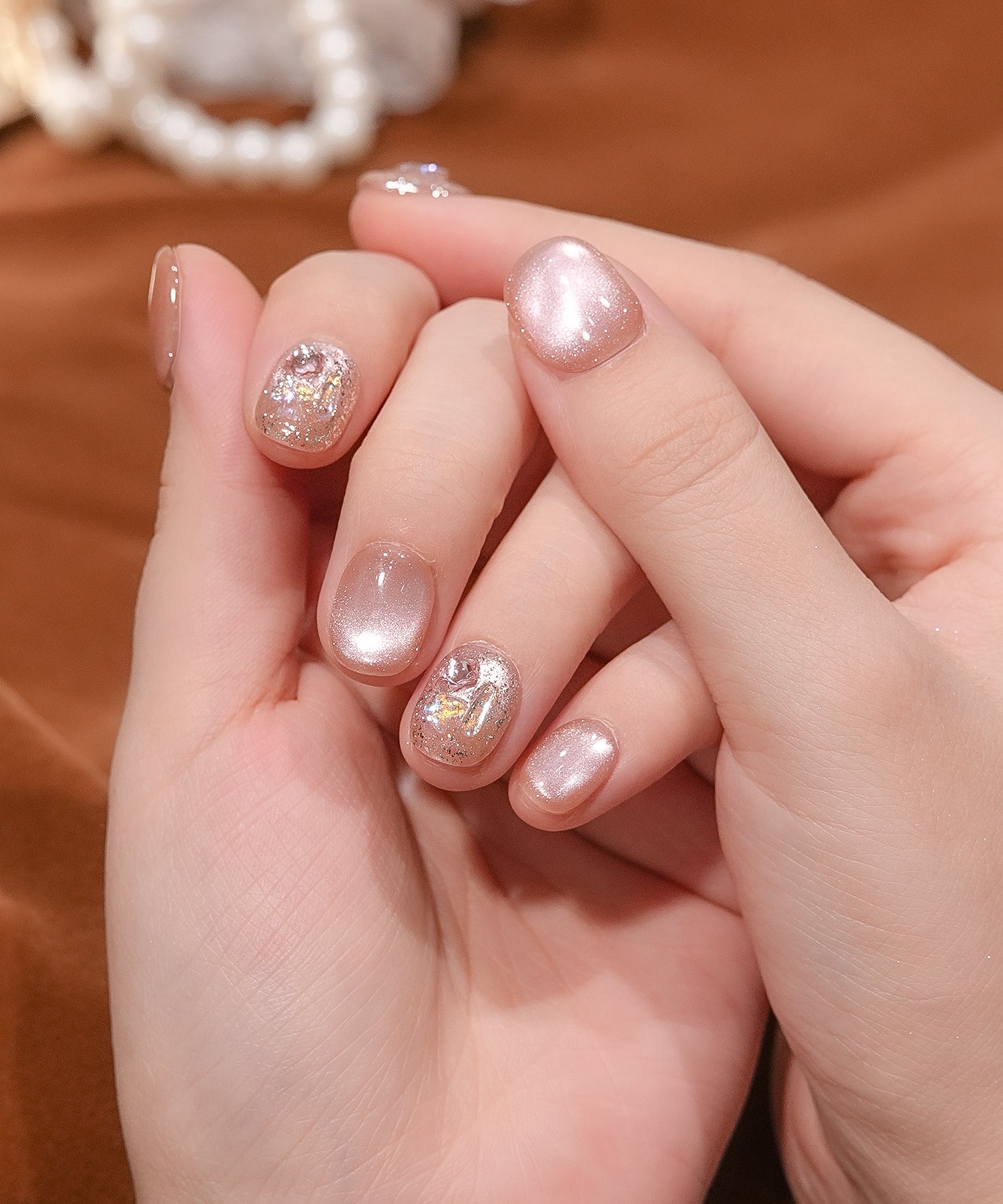 【当日発送】水光ネイルピンクマグネットオーロラストーンラメショートラウンドネイルチップ